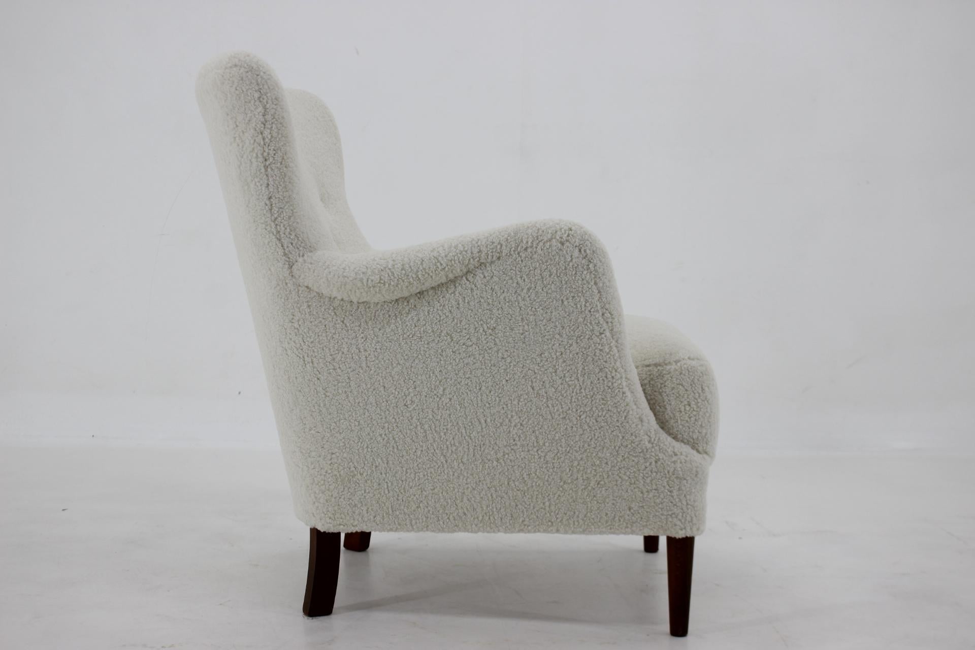 Mid-Century Modern 1960s Lounge Chair in Sheepskin Fabric, Denmark