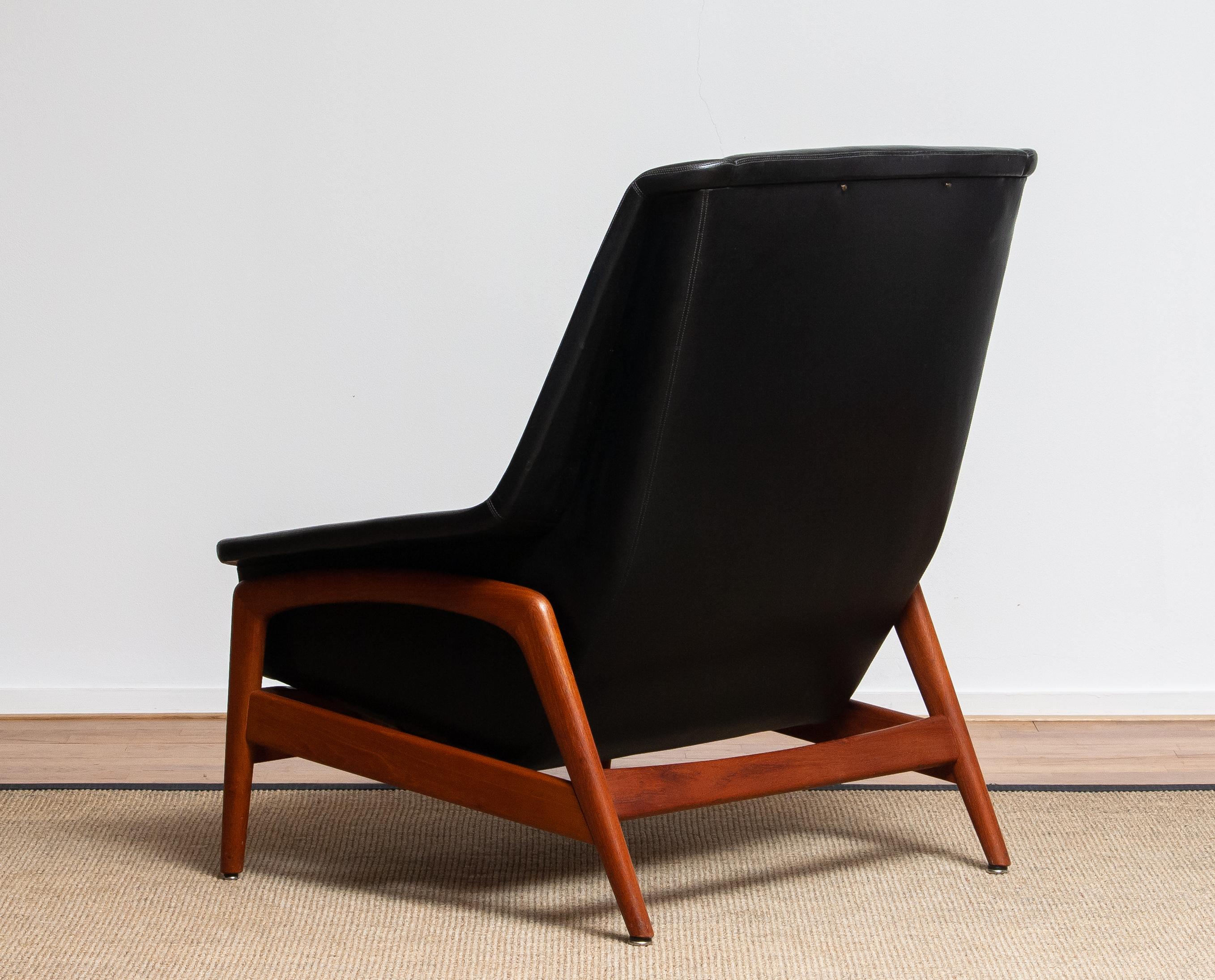 Mid-20th Century 1960s, Lounge Chair 'Profil' by Folke Ohlsson for DUX in Leather and Teak 1