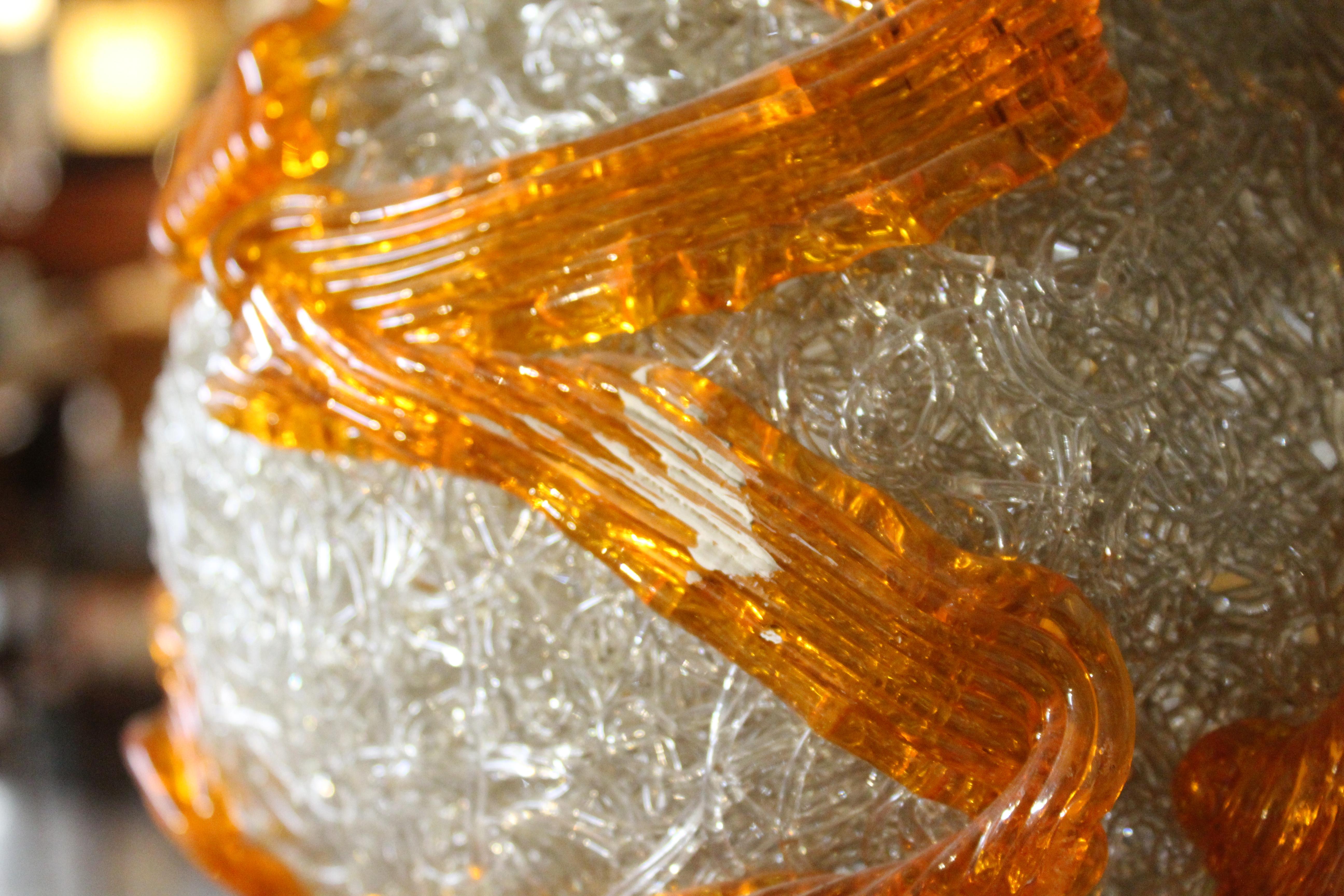 Lucite Ciondolo a spaghetti in lucite del 1960 in vendita