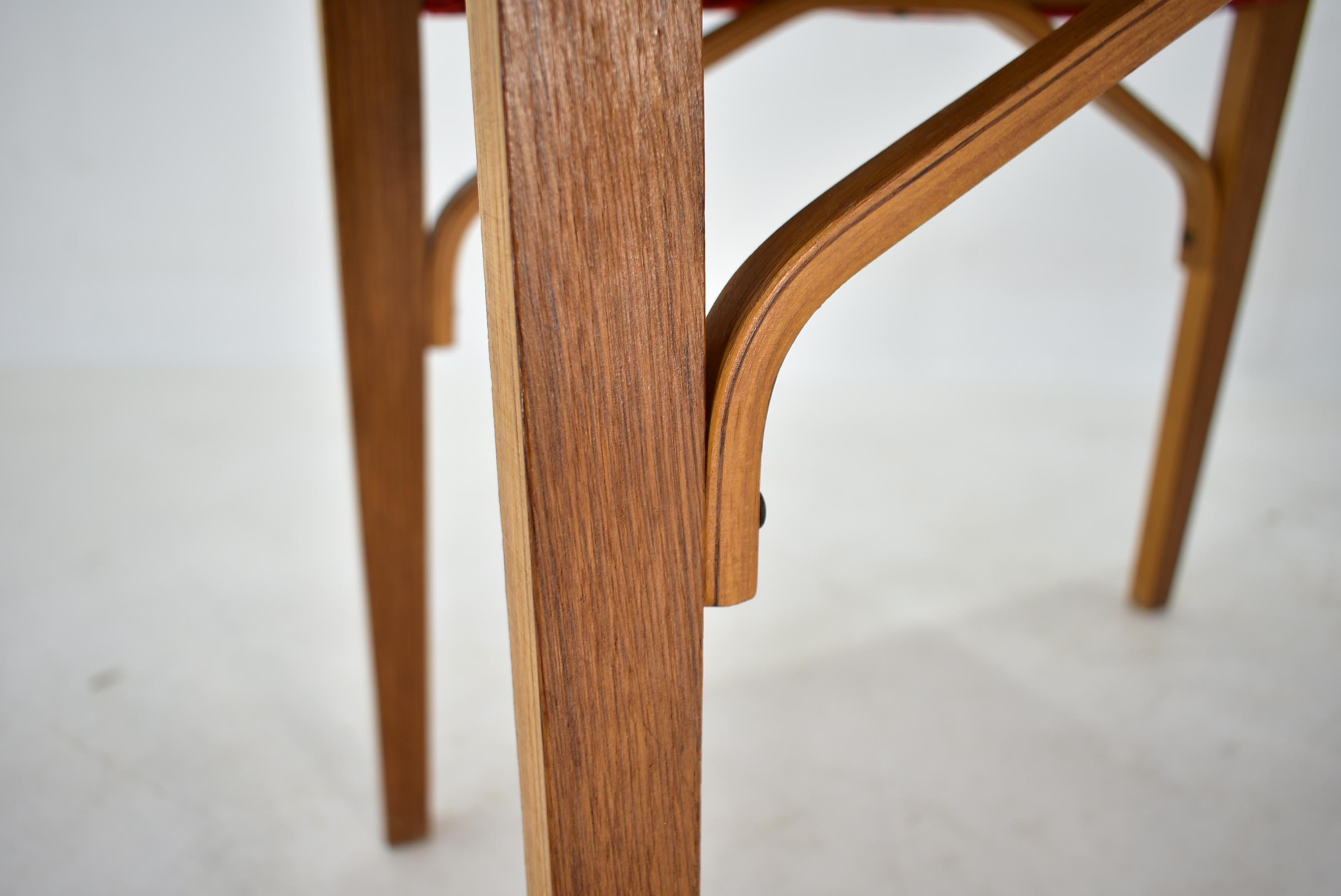 1960s Ludvik Volak Beech Stools by Drevopodnik Holesov, Czechoslovakia For Sale 5