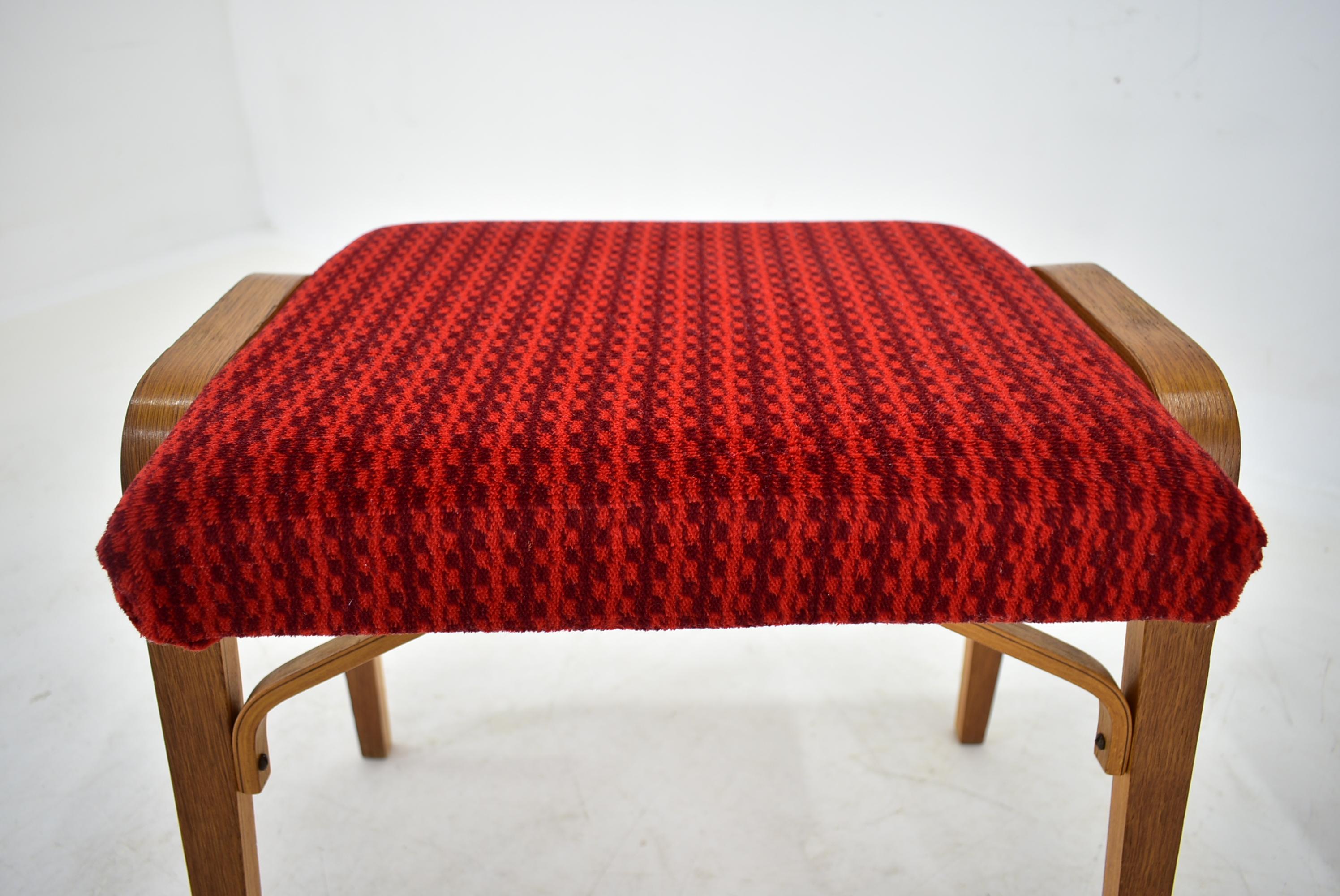 1960s Ludvik Volak Beech Stools by Drevopodnik Holesov, Czechoslovakia For Sale 6