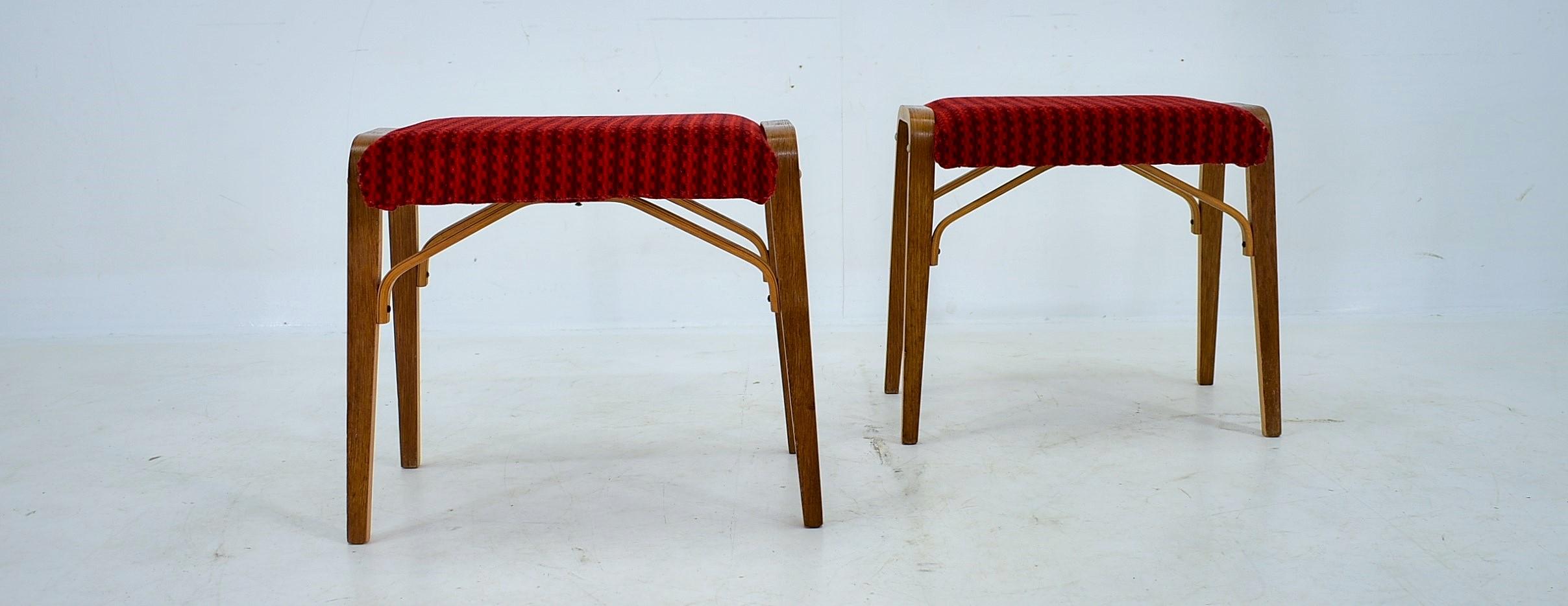 1960s Ludvik Volak Beech Stools by Drevopodnik Holesov, Czechoslovakia For Sale 7