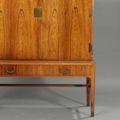 Armario Lysberg, Hansen & Terp de los años 60 con dos puertas y dos cajones