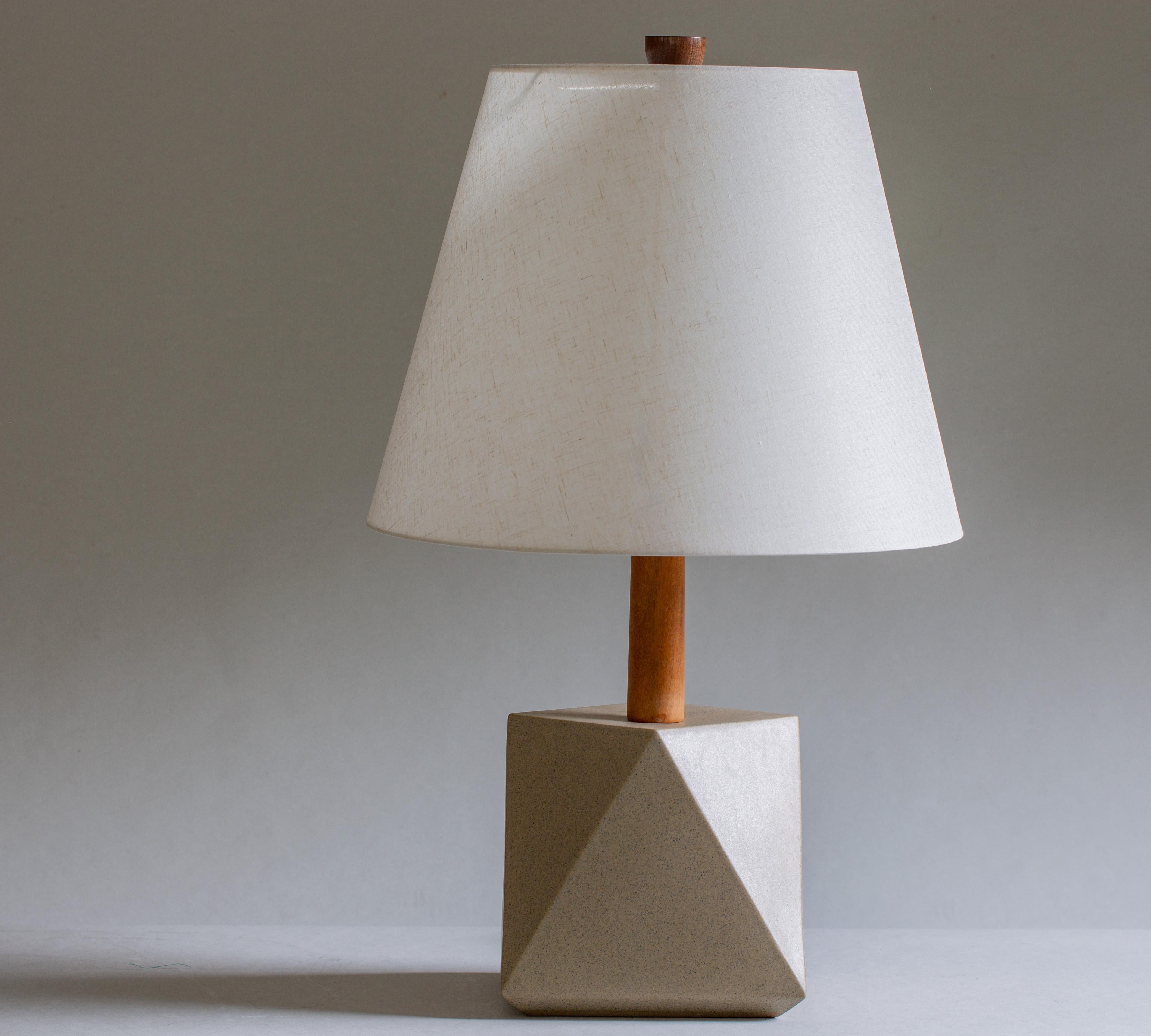 Mid-Century Modern Lampe de table géométrique M-248 de Jane et Gordon Martz pour Marshall Studios, années 1960 en vente