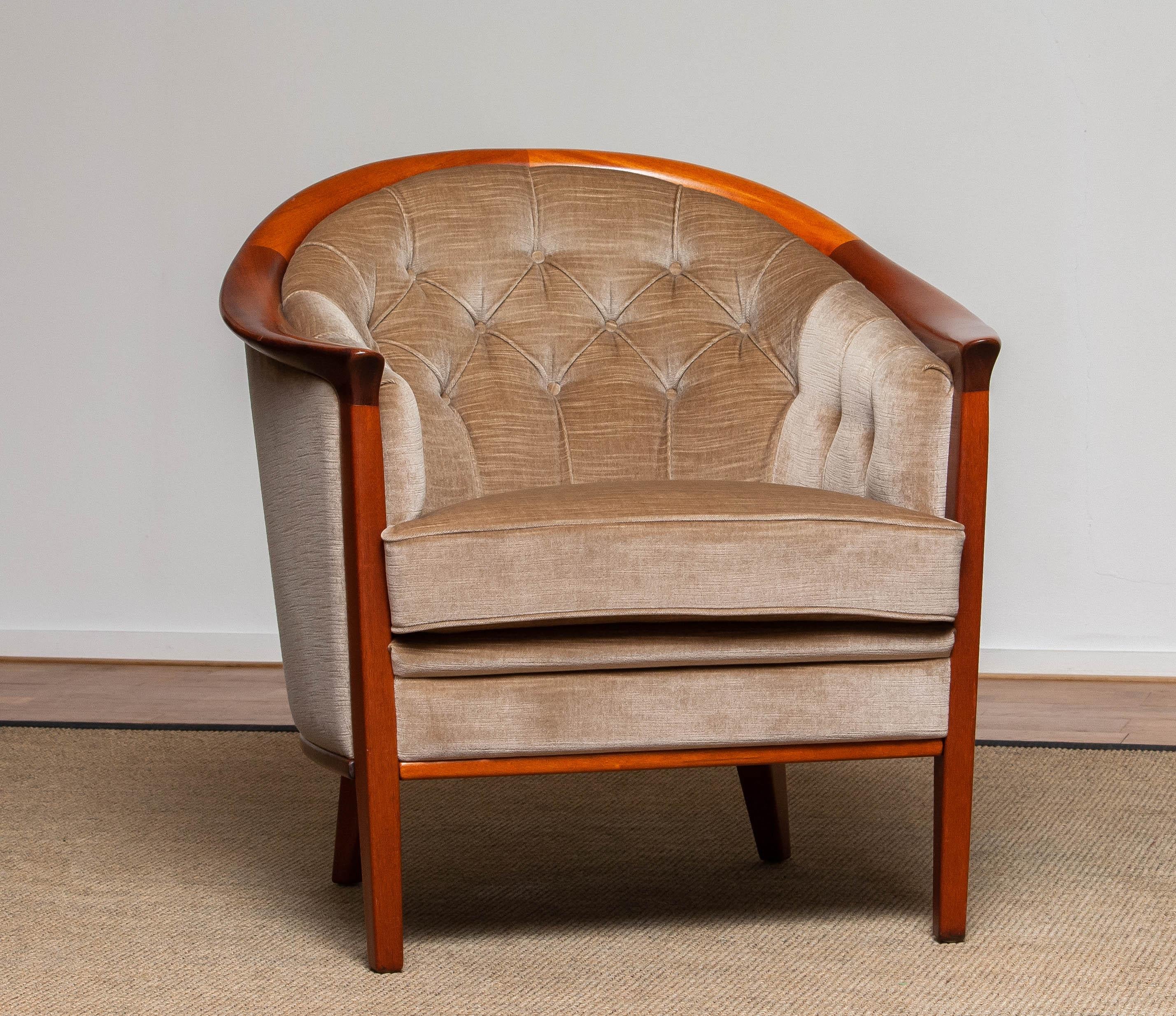 1960s Mahogany and Taupe Velvet Lounge Chair by Broderna Andersson, Sweden In Good Condition In Silvolde, Gelderland