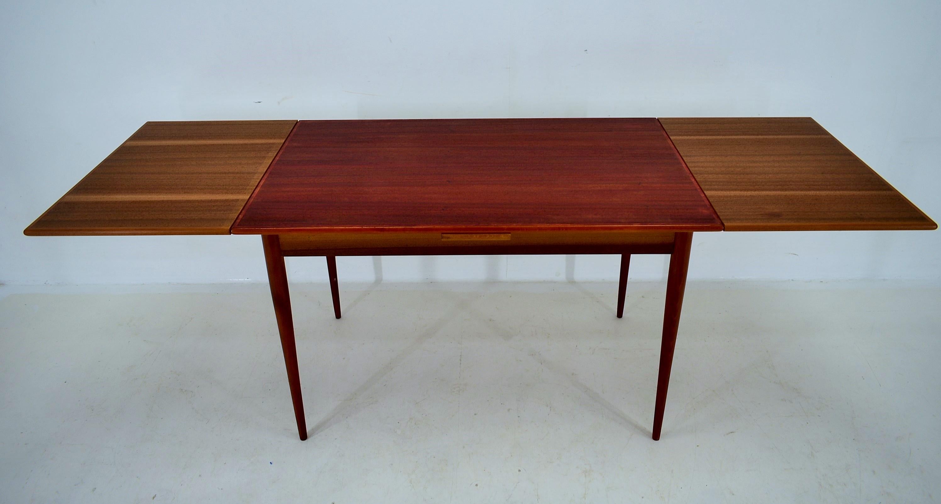 Mid-Century Modern 1960s Mahogany Dining Table, Czechoslovakia For Sale