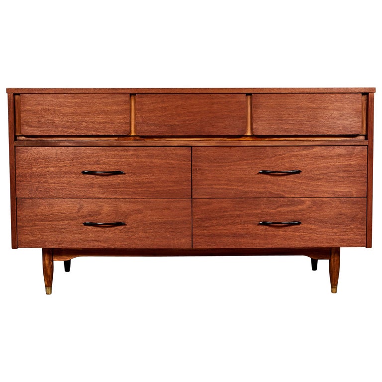 1960s Mainline By Furniture Walnut Dresser For At 1stdibs 1960s Mainline By Furniture Walnut Dresser For