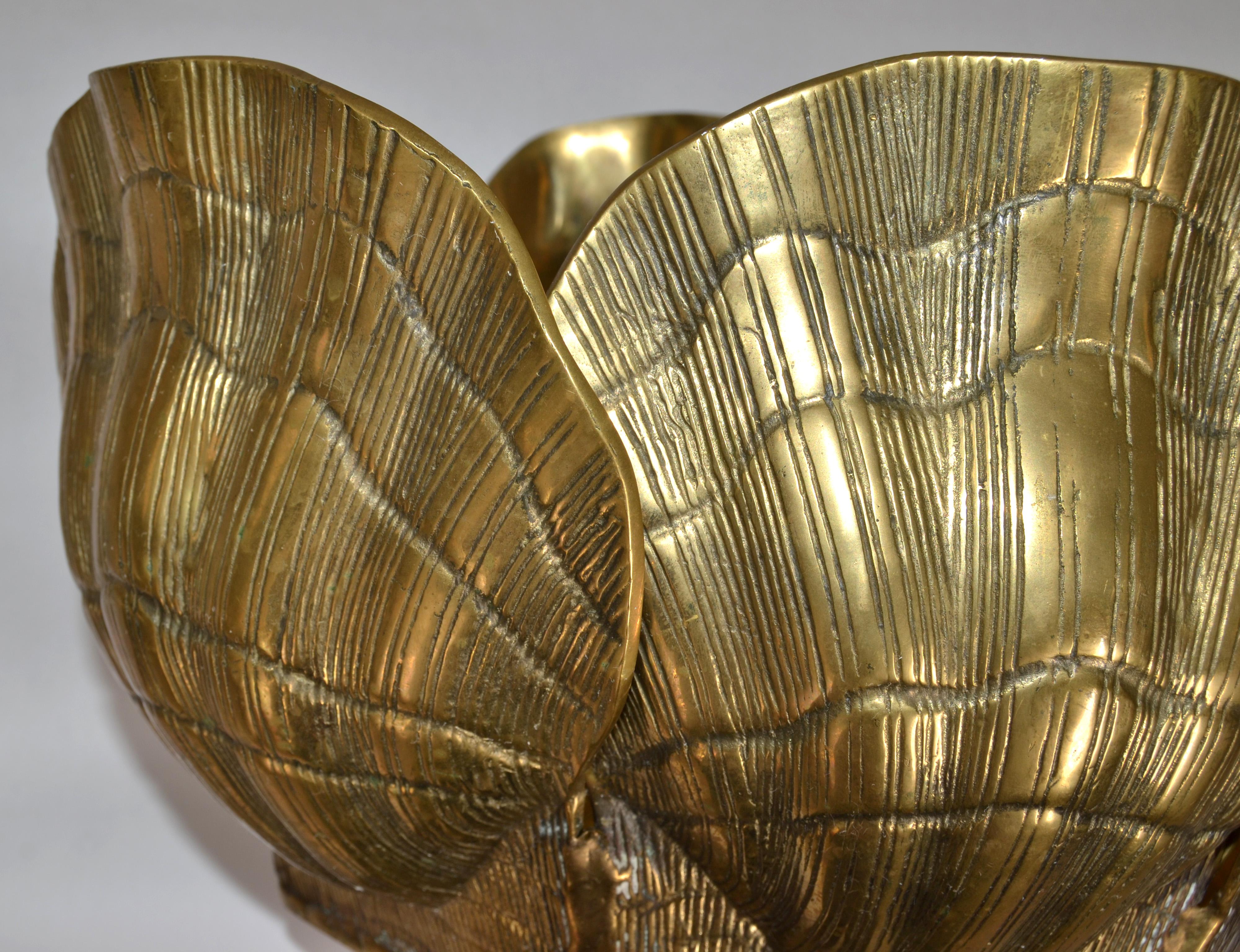 1960er Maison Jansen Stil Massiv Bronze Muschel Muschel Pflanzgefäß Jardinières Frankreich im Angebot 3