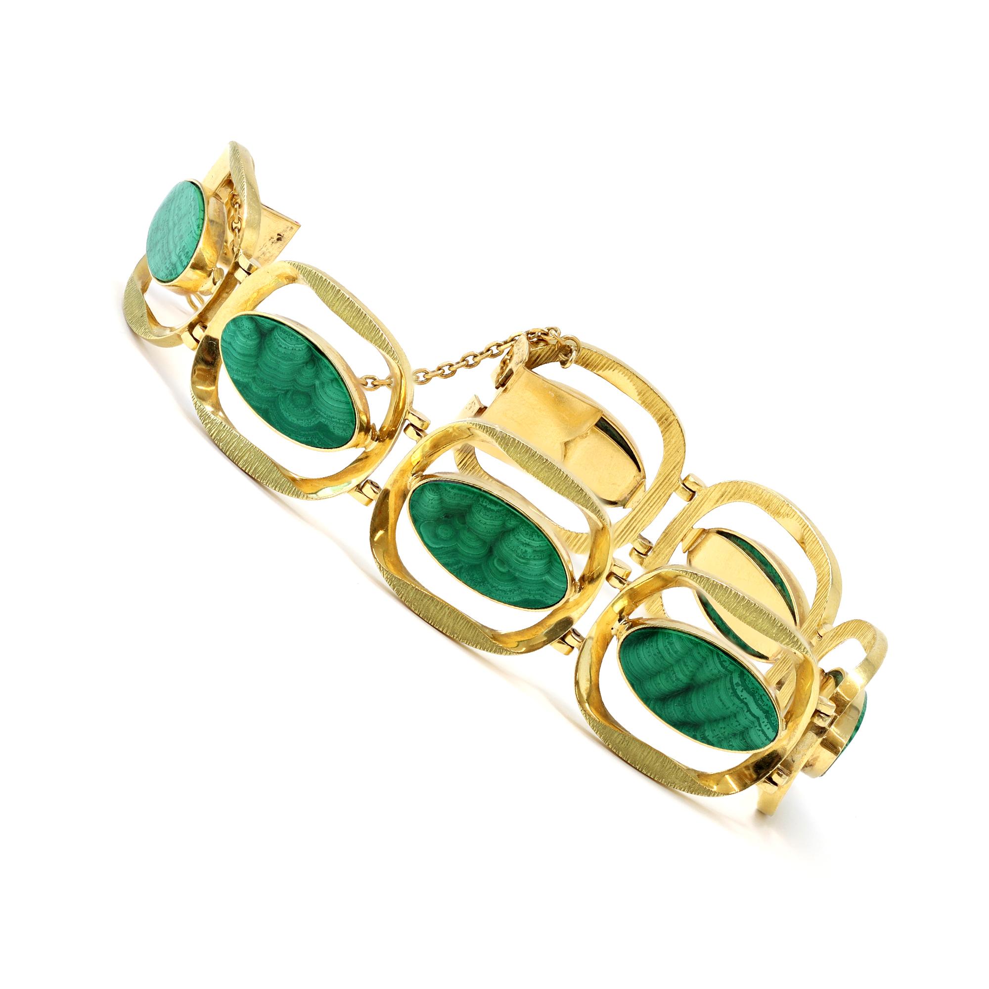 Taille ovale Bracelet en malachite et or des années 1960 en vente