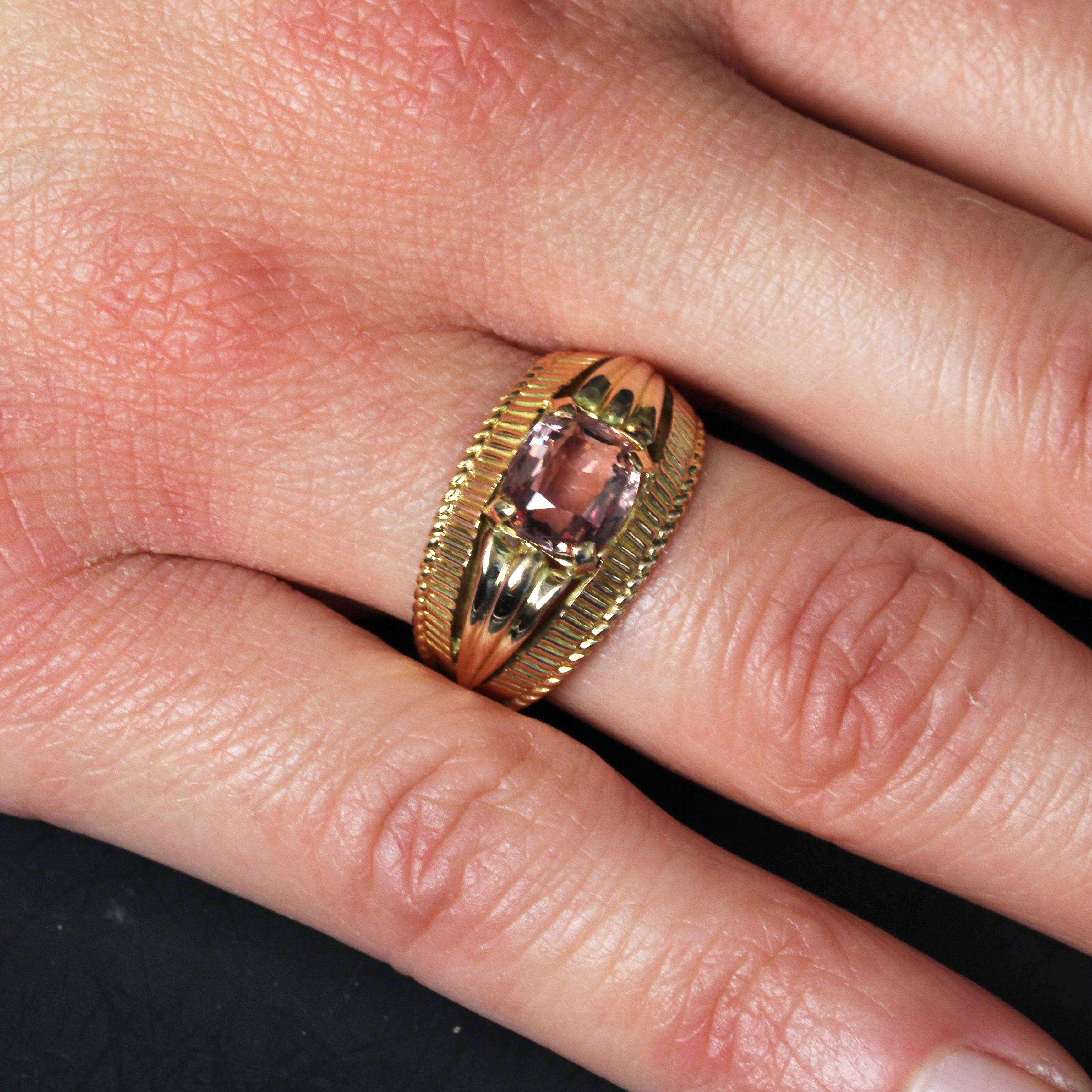 1960s Malaya Garnet 18 Karat Yellow Gold Band Ring For Sale 6