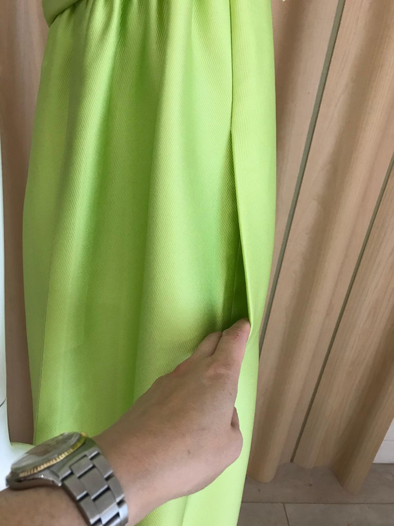 1960s Malcolm Starr Green Silk  Dress with Bow For Sale 2