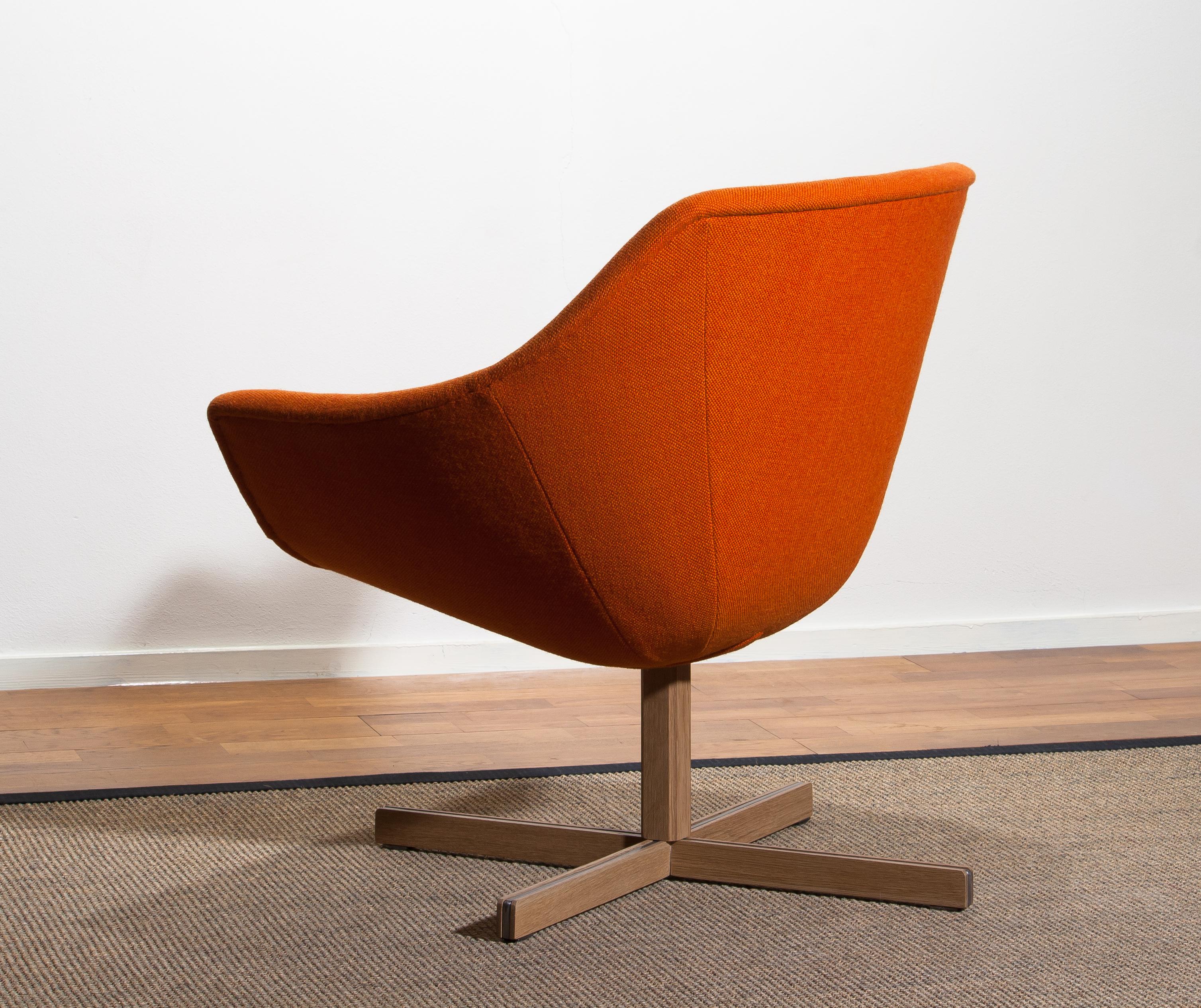 1960s, 'Mandarini' Swivel Armchair by Carl Gustaf Hiort and Nanna Ditzel In Excellent Condition In Silvolde, Gelderland