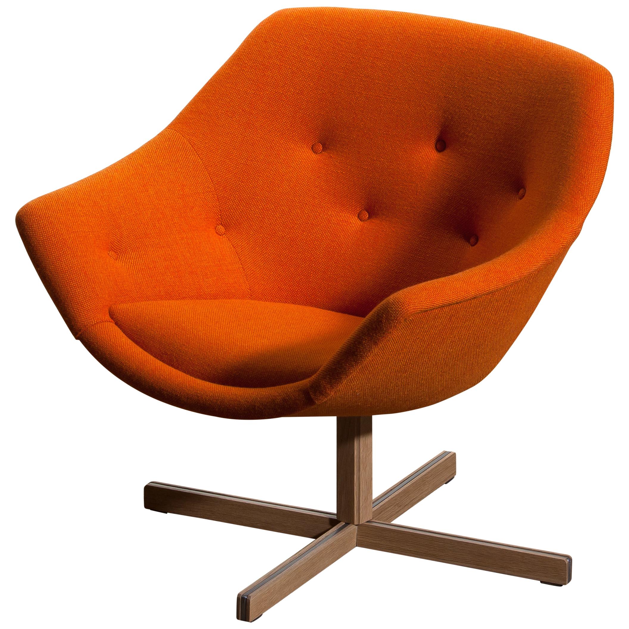 Finnish 1960s, 'Mandarini' Swivel Armchair by Carl Gustaf Hiort and Nanna Ditzel