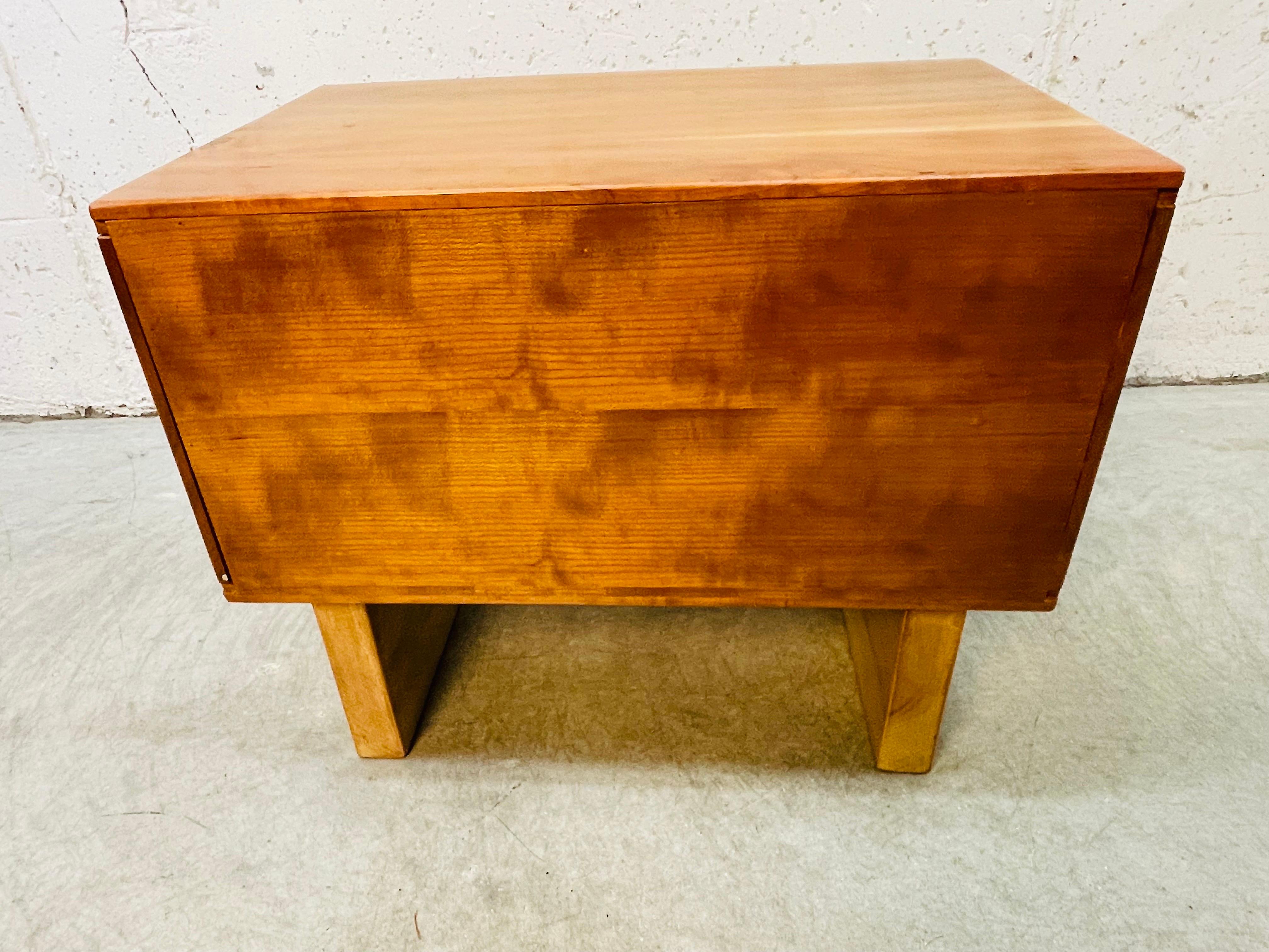 1960s Maple Wood Open Nightstand For Sale 2