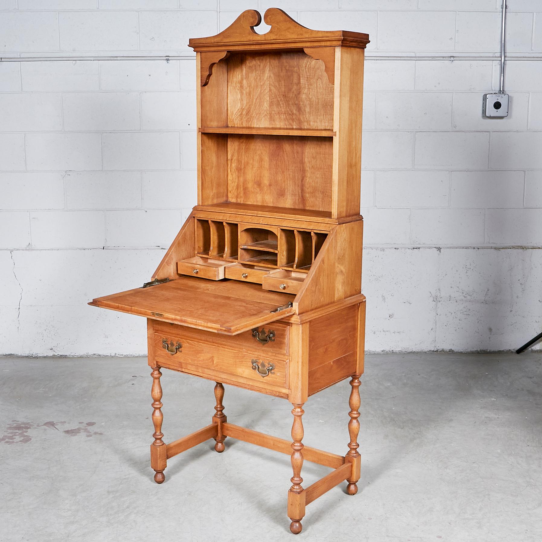 Mid-Century Modern 1960s Maple Wood Secretary Desk For Sale