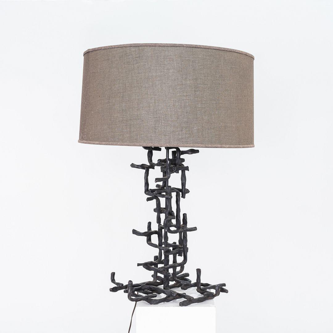 Milieu du XXe siècle Lampe de bureau Marcello Fantoni des années 1960 en acier patiné avec abat-jour tambour gris en vente