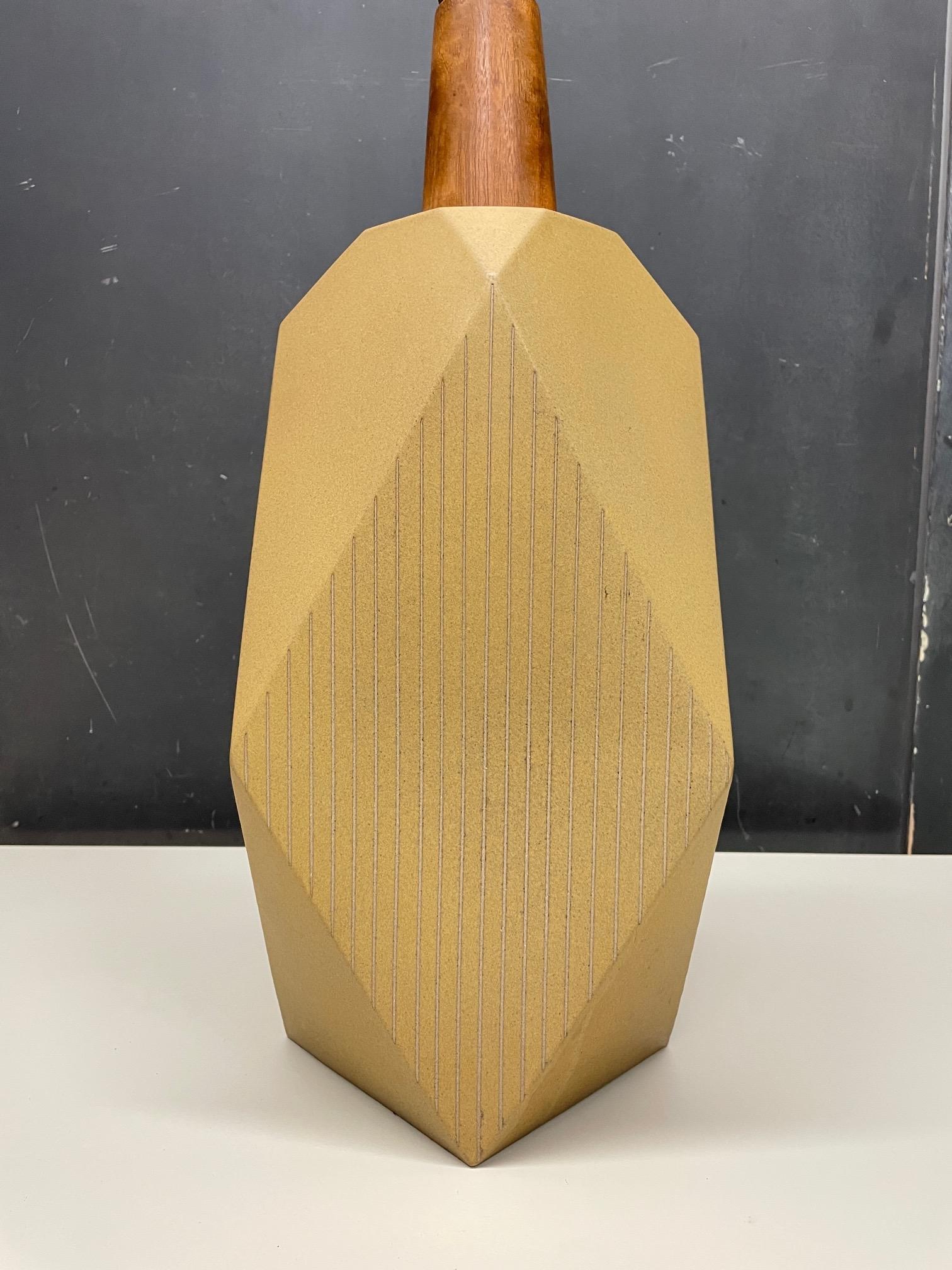Mid-20th Century 1960s Martz Geometric Architectural Stoneware Table Lamp Cabin Modern Faceted For Sale