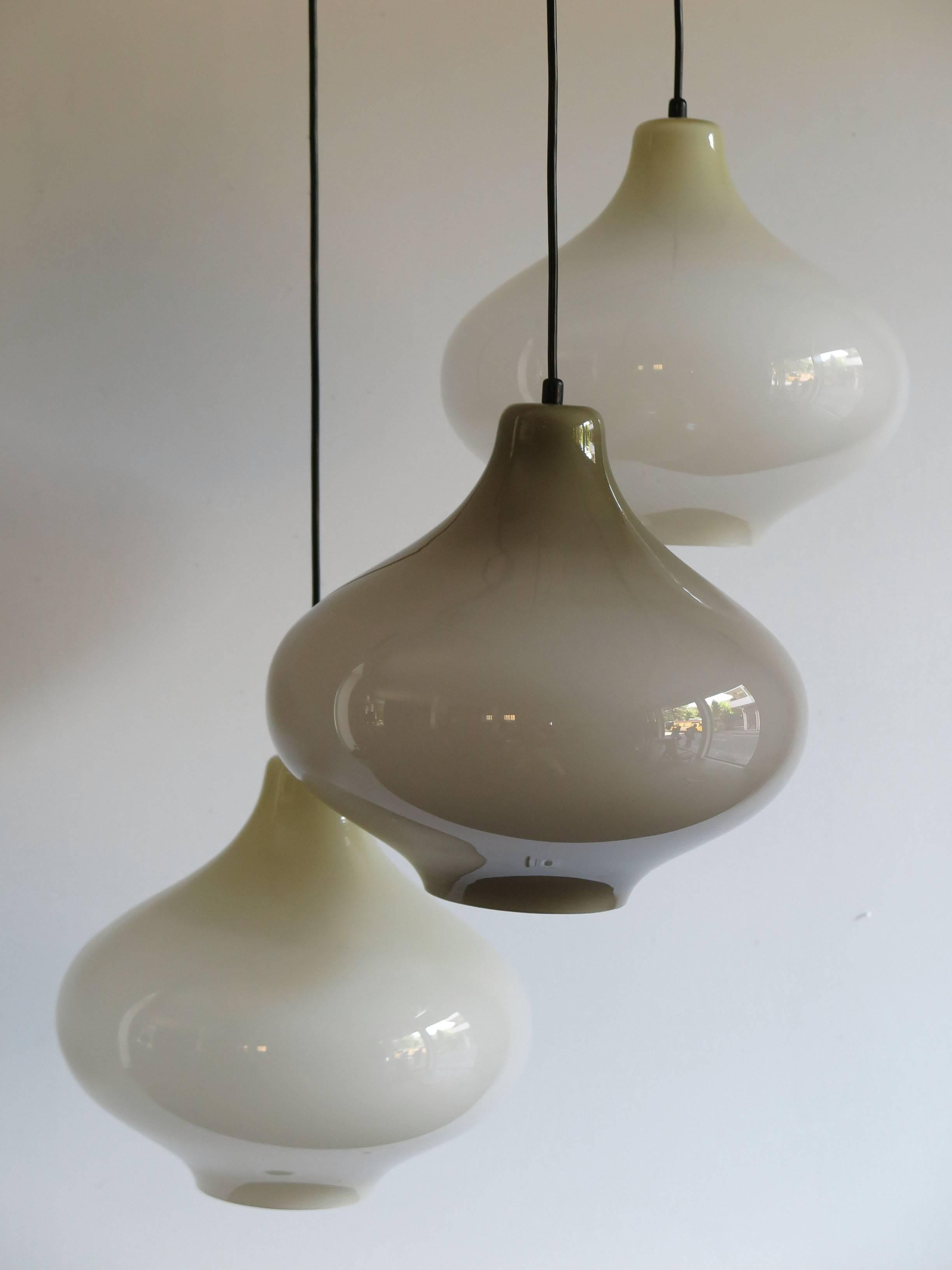 Mid-20th Century 1960s Massimo Vignelli Glass Mid-Century Modern Pendant Lamp for Venini