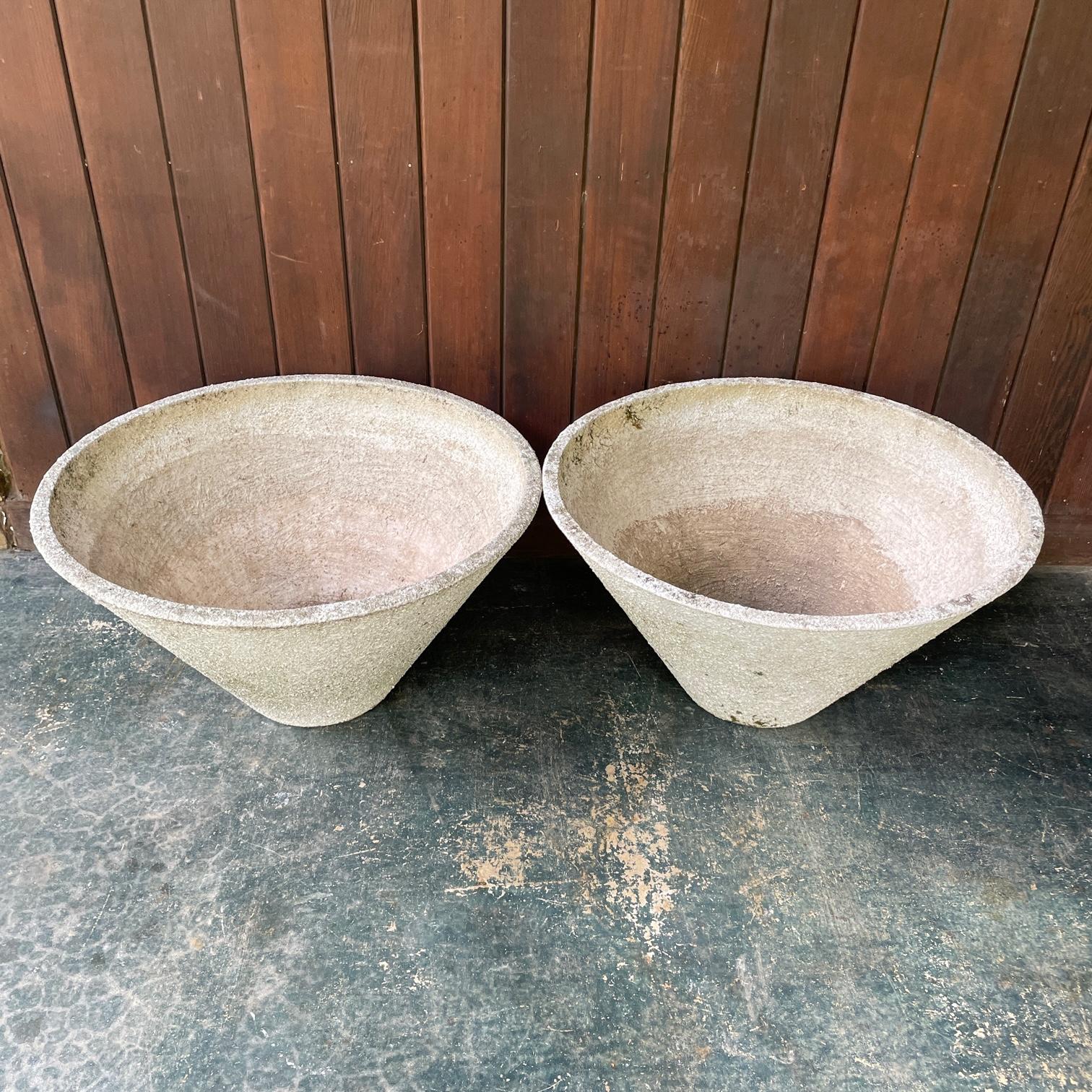 Swiss 1960s Massive Coned Planters Pair by Willy Guhl for Eternit, California Style For Sale