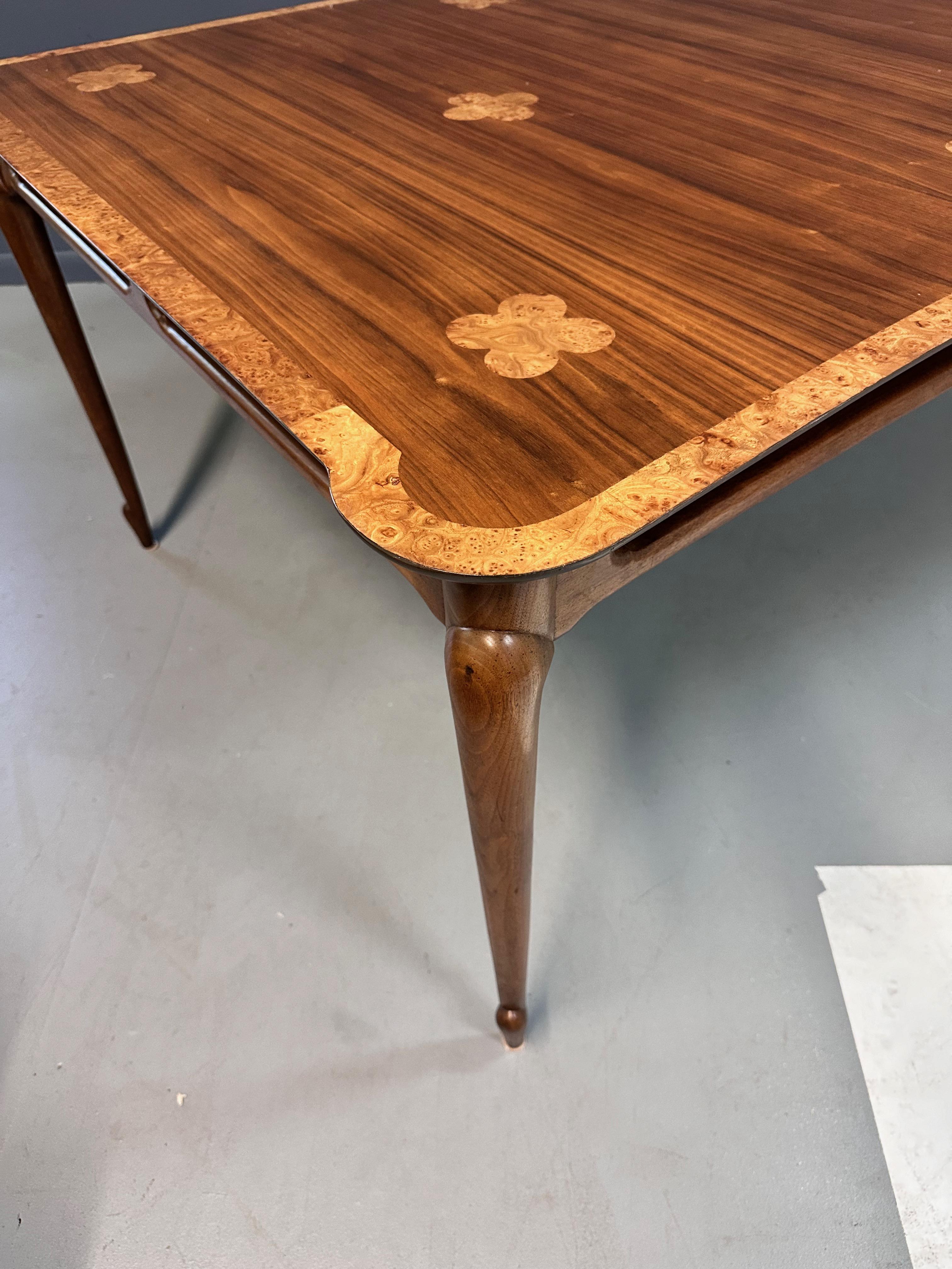 1960s Mastercraft Attributed Walnut Dining Table with Burl Accents and Trim In Good Condition For Sale In Philadelphia, PA