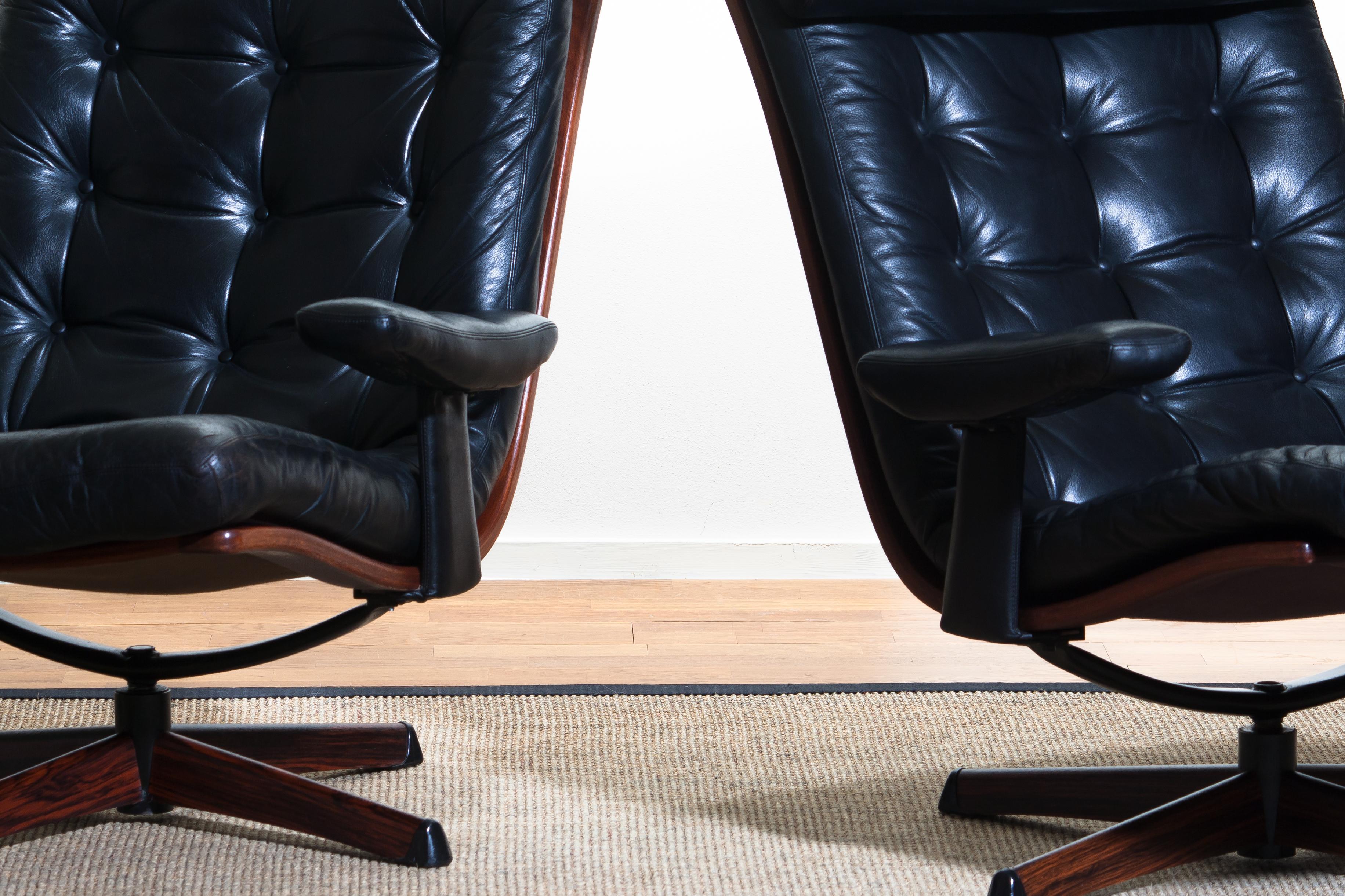 1960s Matching Pair of Black Leather Swivel Chairs by Göte Möbler Nässjö, Sweden 2