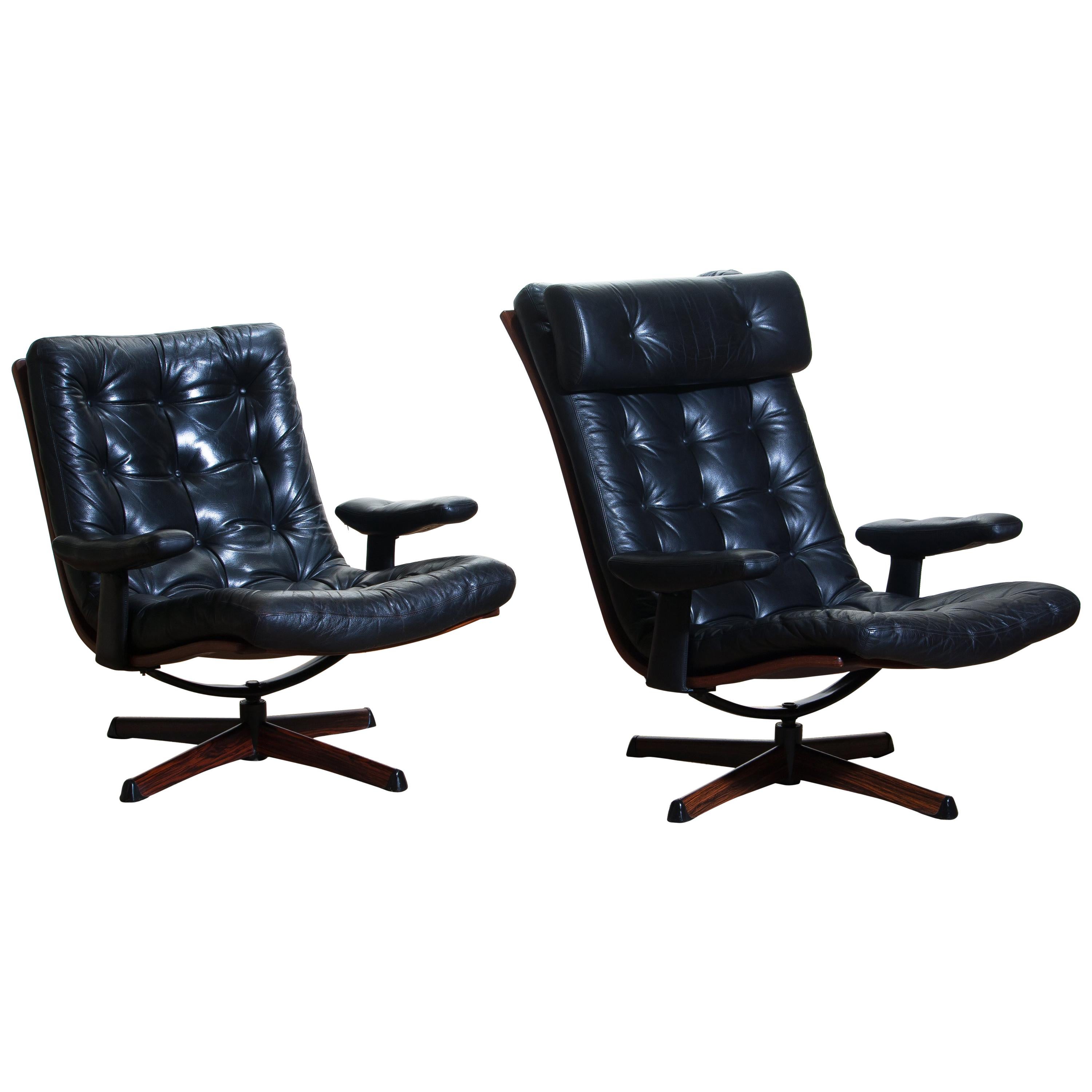 1960s Matching Pair of Black Leather Swivel Chairs by Göte Möbler Nässjö, Sweden 1