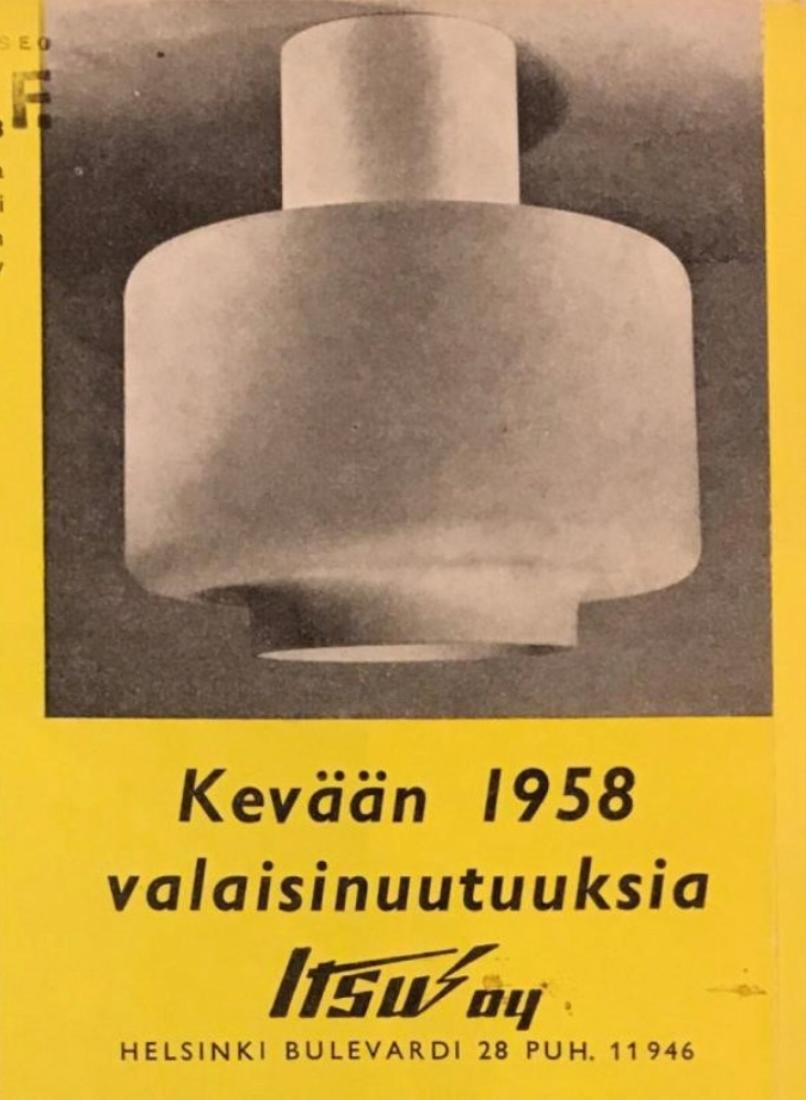 1960er Jahre Mauri Almari Deckenleuchte aus Opalglas und weißem Metall 