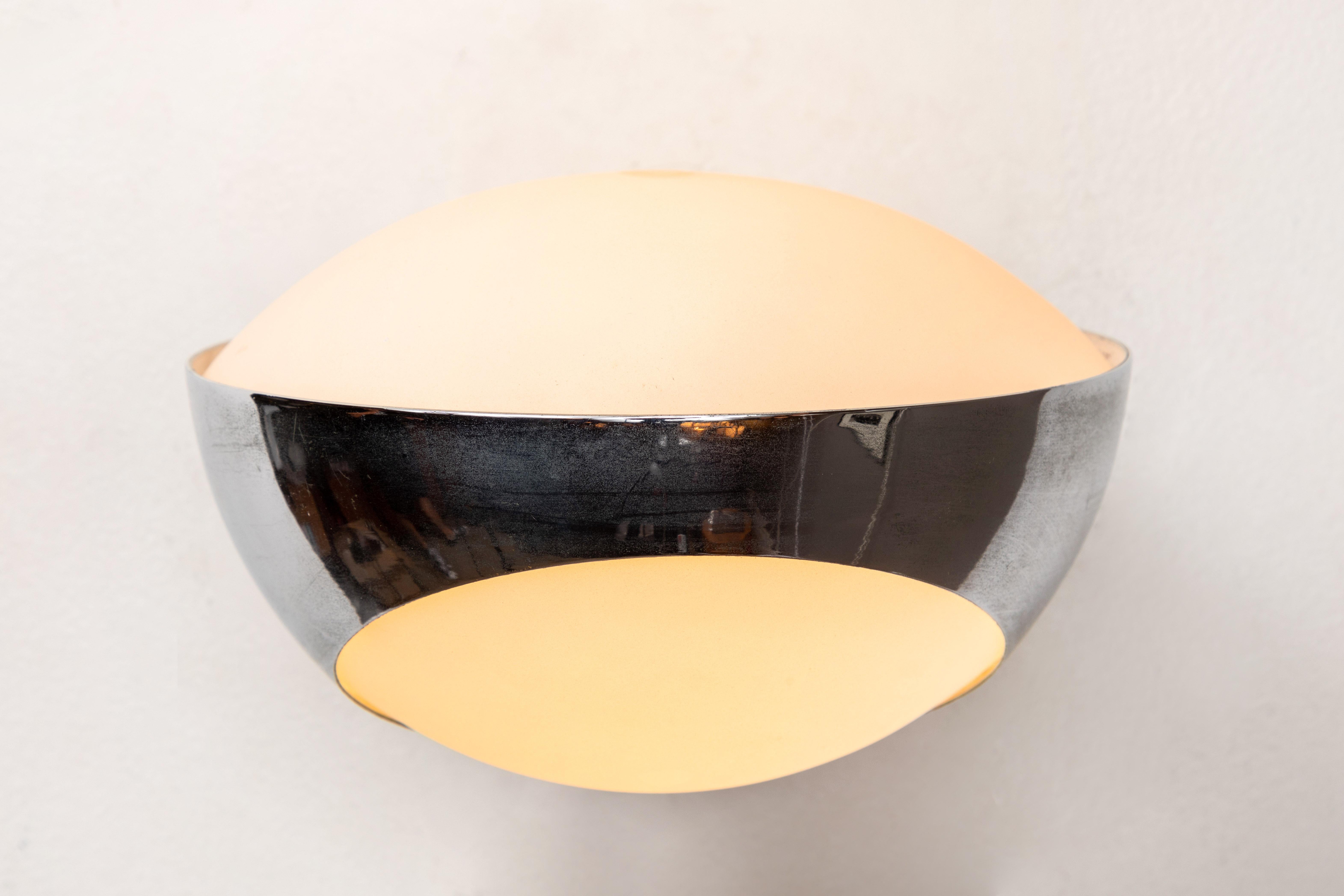 1960s Max Ingrand '1963' Sconce for Fontana Arte In Good Condition In Glendale, CA