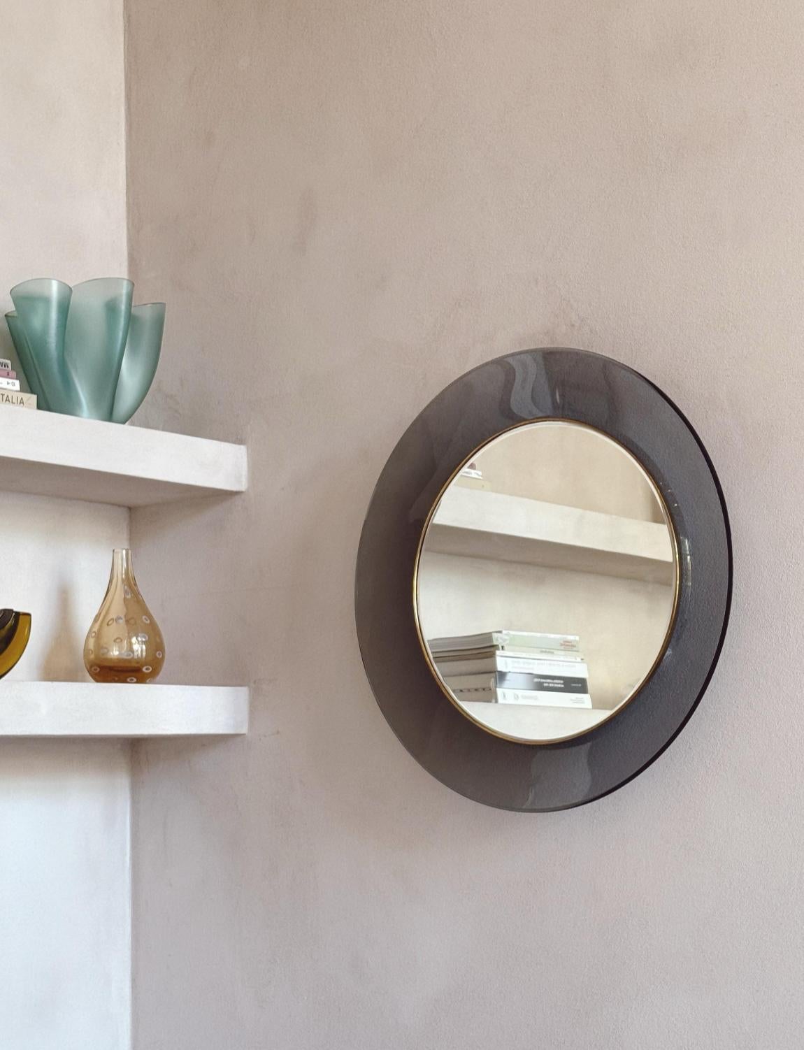 1960s Max Ingrand for Fontana Arte Grey Glass Mirror In Good Condition For Sale In Florence, Tuscany