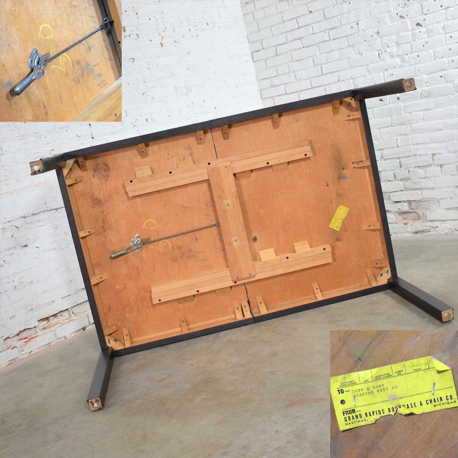 1960’s MCM Asian Parson Style Black Extension Dining Table For Sale 5