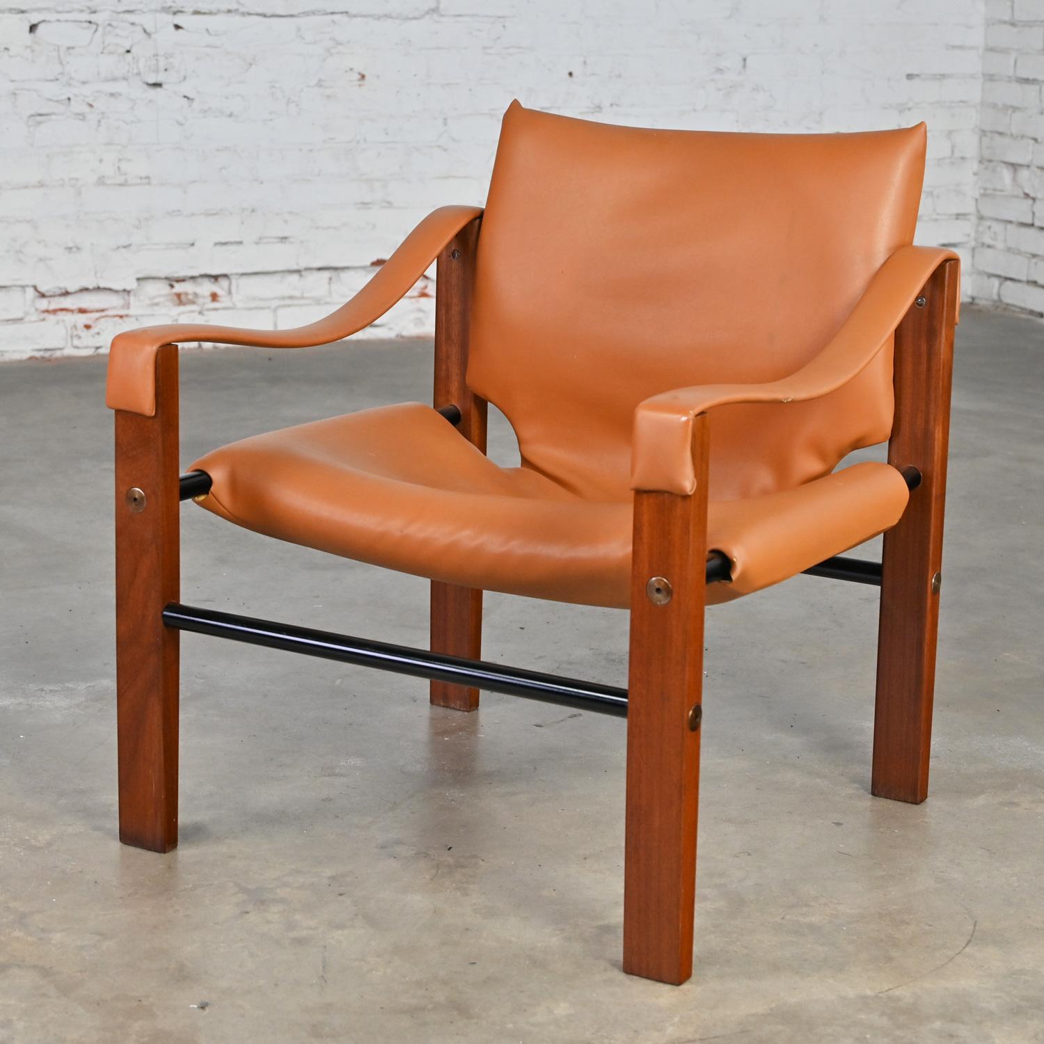 1960’s MCM Chelsea Arkana Safari Chair Maurice Burke Cognac Faux Leather & Teak  For Sale 7