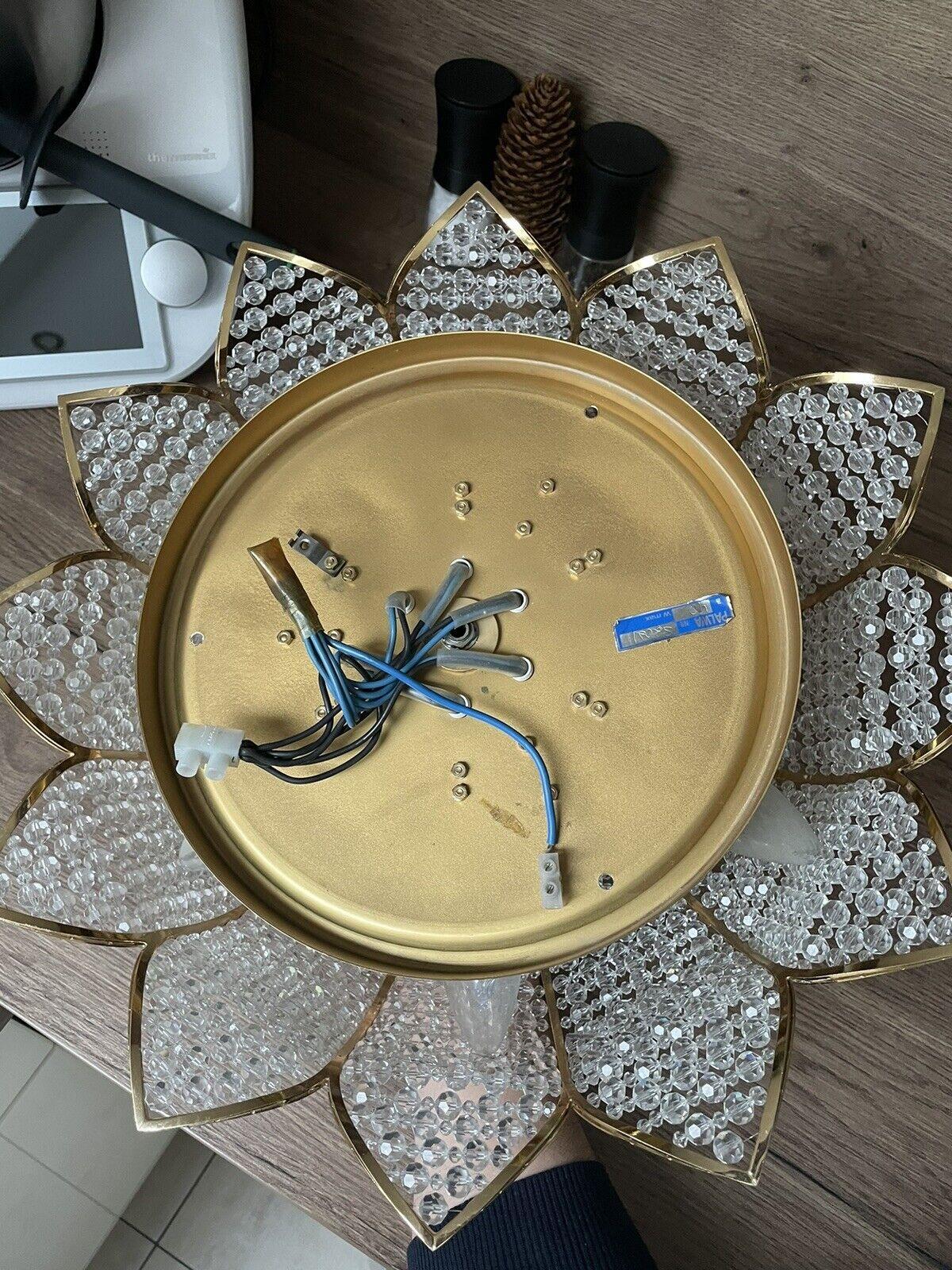 1960s MCM  Plafonnier encastré en cristal taillé floral avec cadre 24 carats de Palwa Bon état - En vente à Opa Locka, FL