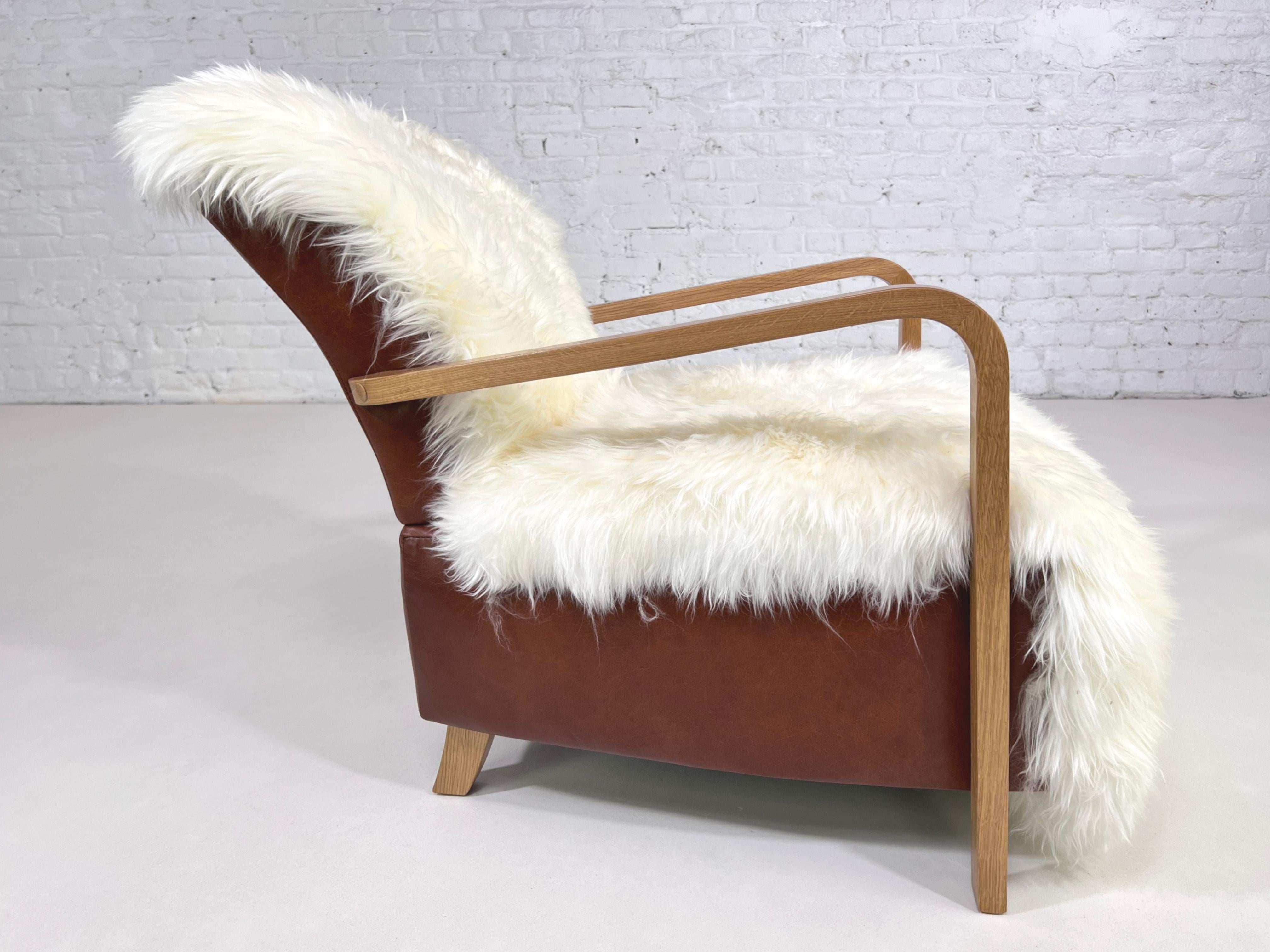 Contemporary 1960s MCM Design And Scandinavian Style Wooden And Cognac Leather Armchair For Sale