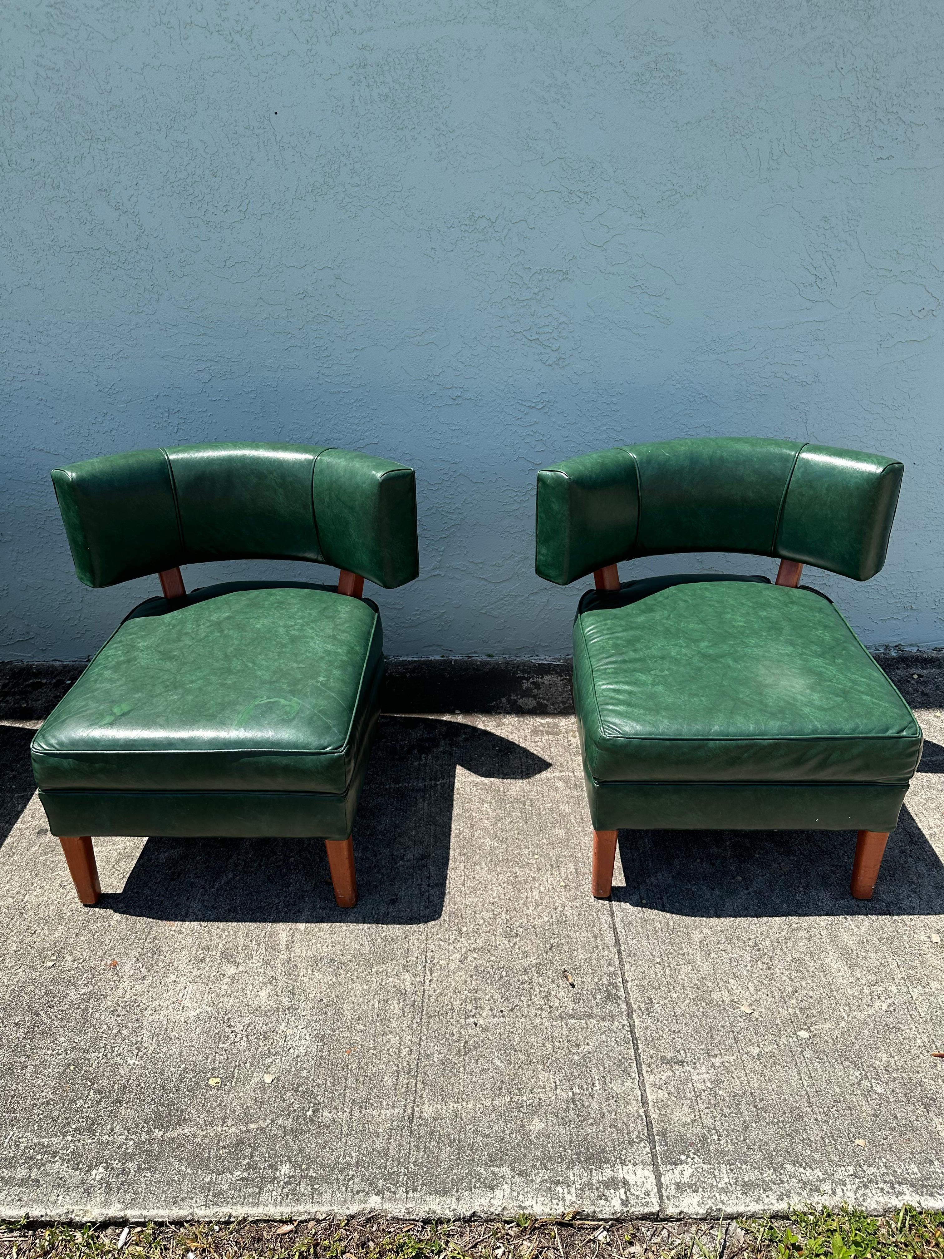 Faux Leather 1960s MCM Green Vinyl Barrel Club Slipper Chairs, Set of 4 For Sale