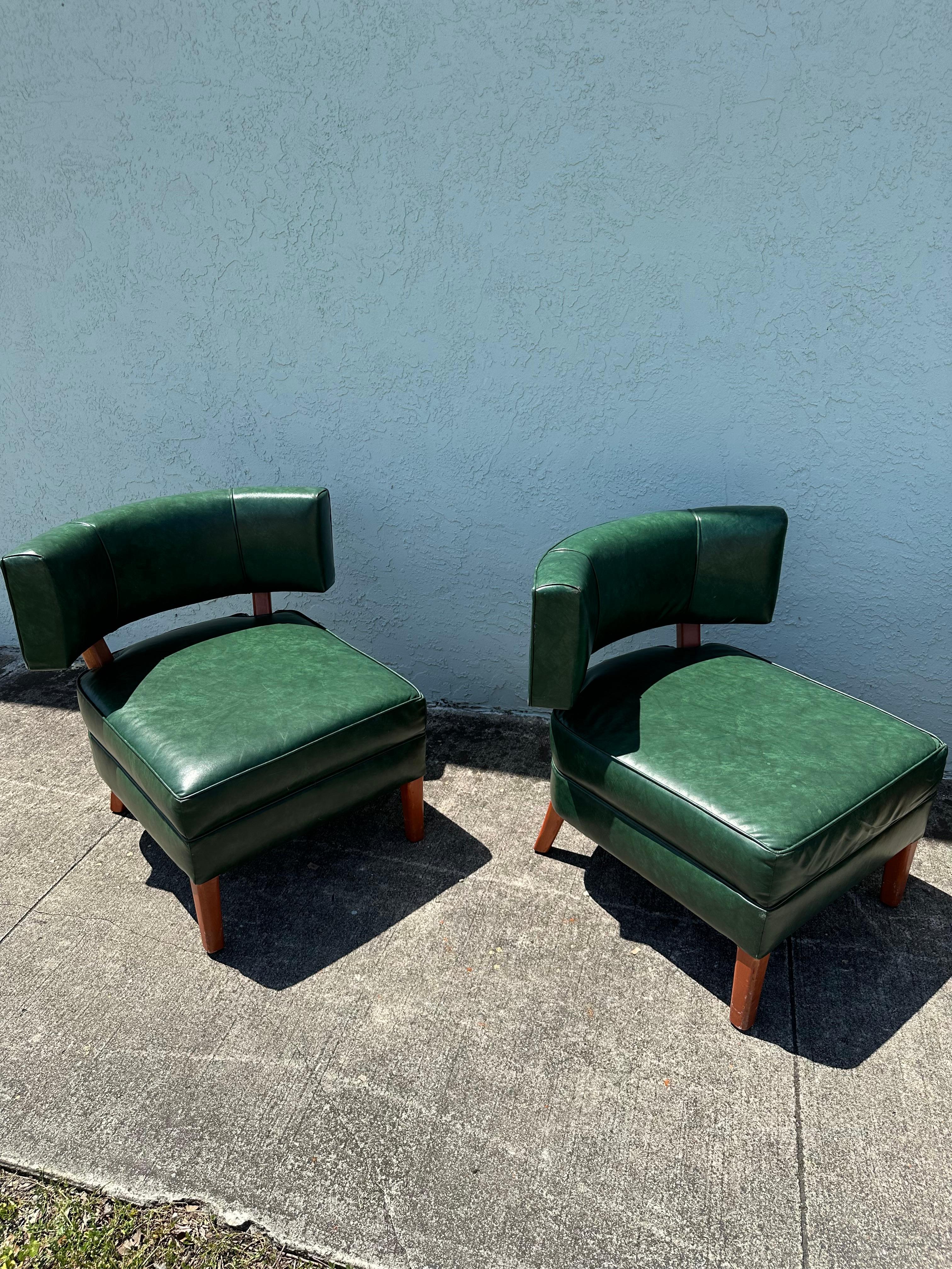 1960s MCM Green Vinyl Barrel Club Slipper Chairs, Set of 4 For Sale 1