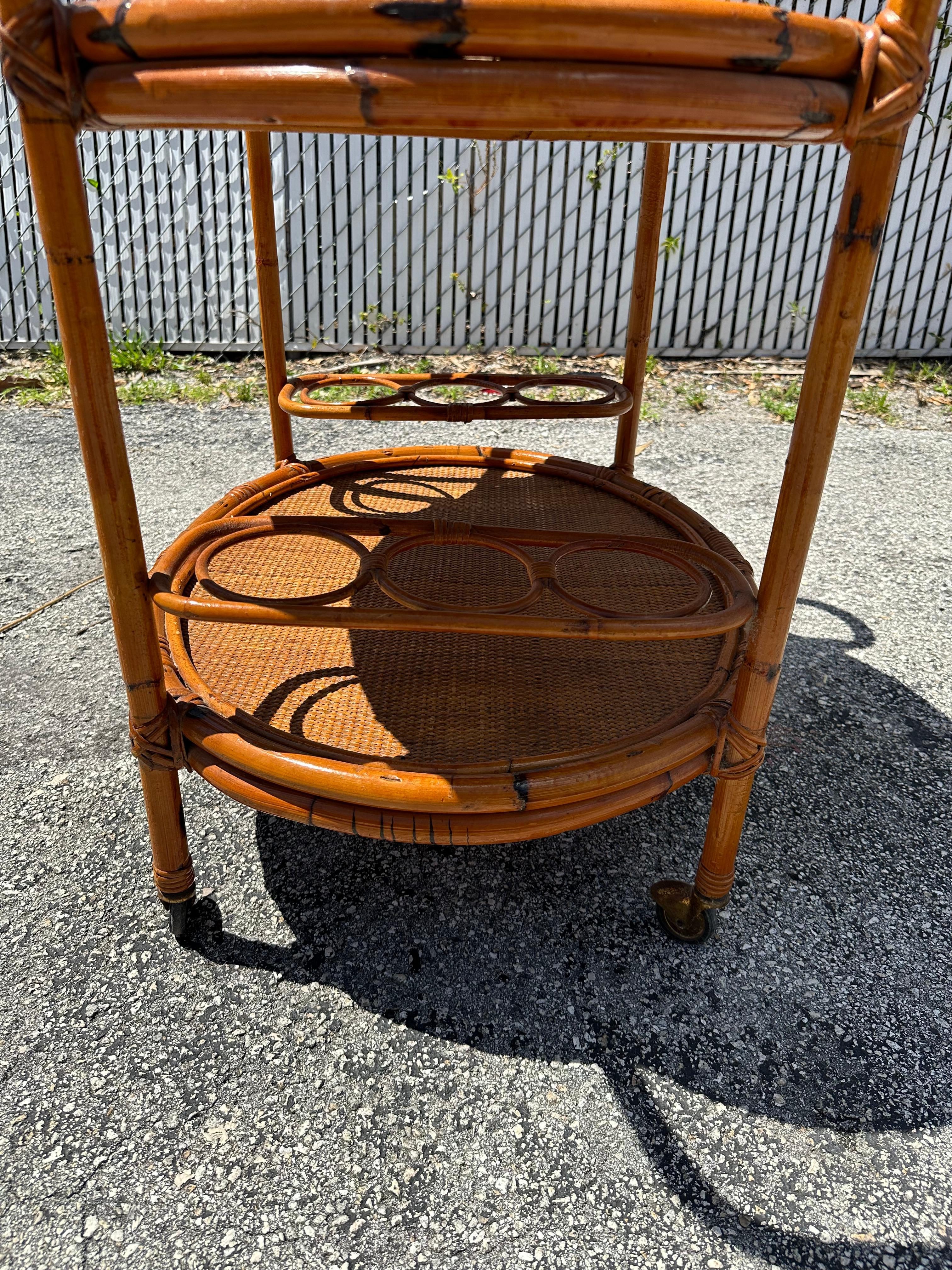 1960s MCM Oval Bent Rattan Cane Bar Cart Table For Sale 5