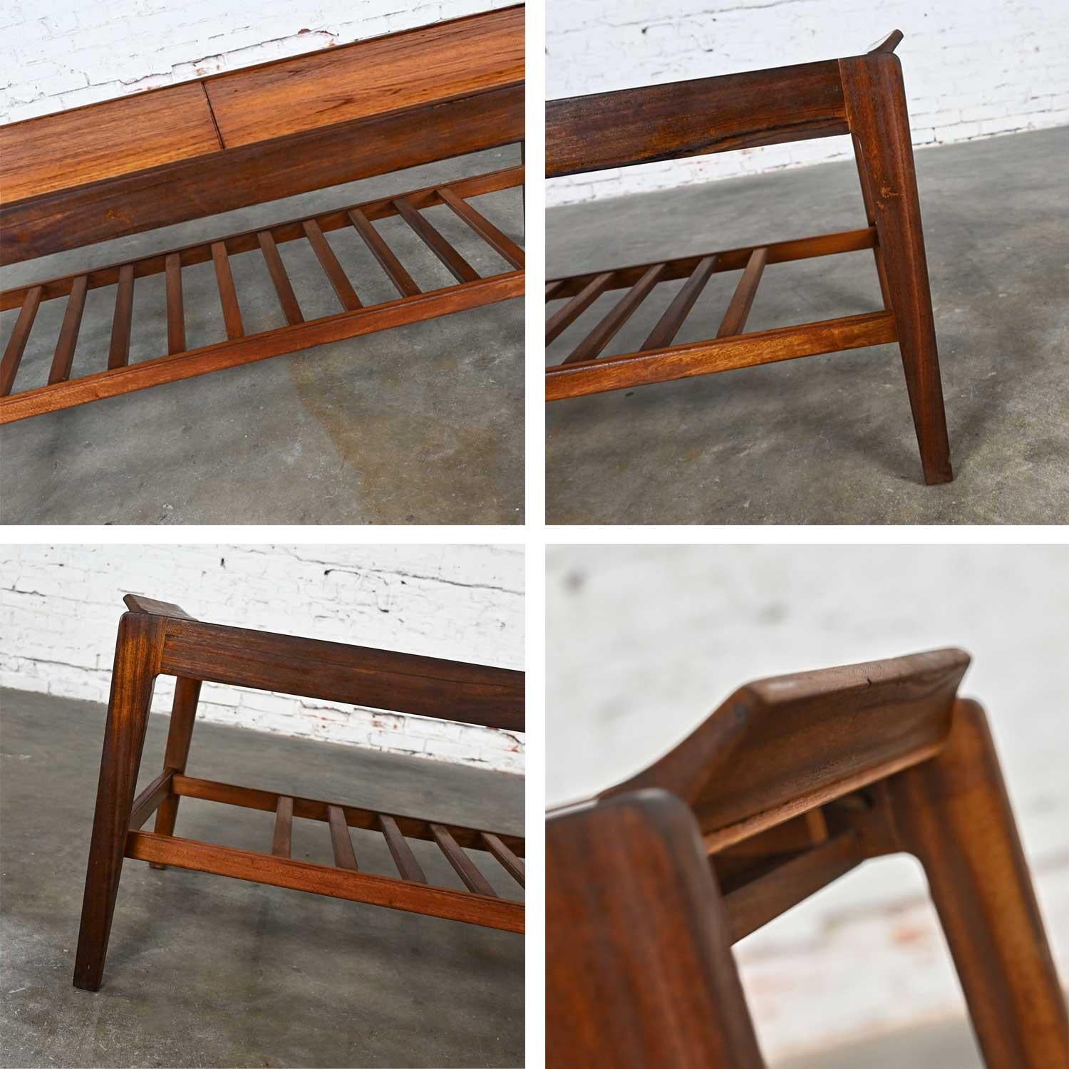 Table basse à rallonge en teck style moderne scandinave des années 1960 Att Remploy en vente 12