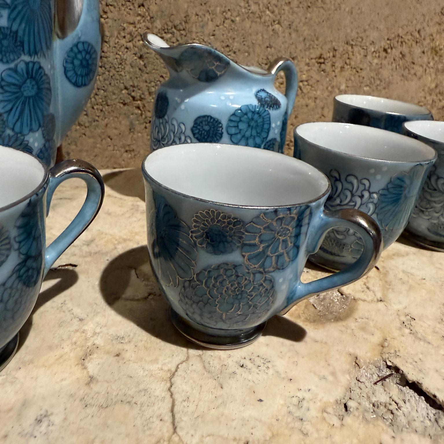 1960s Meito Japan Blue Floral Porcelain Tea Set For Sale 2