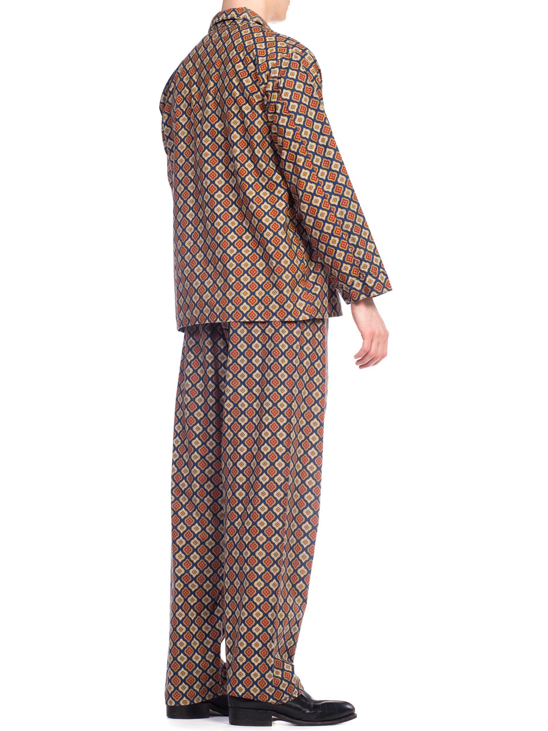 1960S Foulard Printed Cotton Men's Pajamas Set In Excellent Condition For Sale In New York, NY