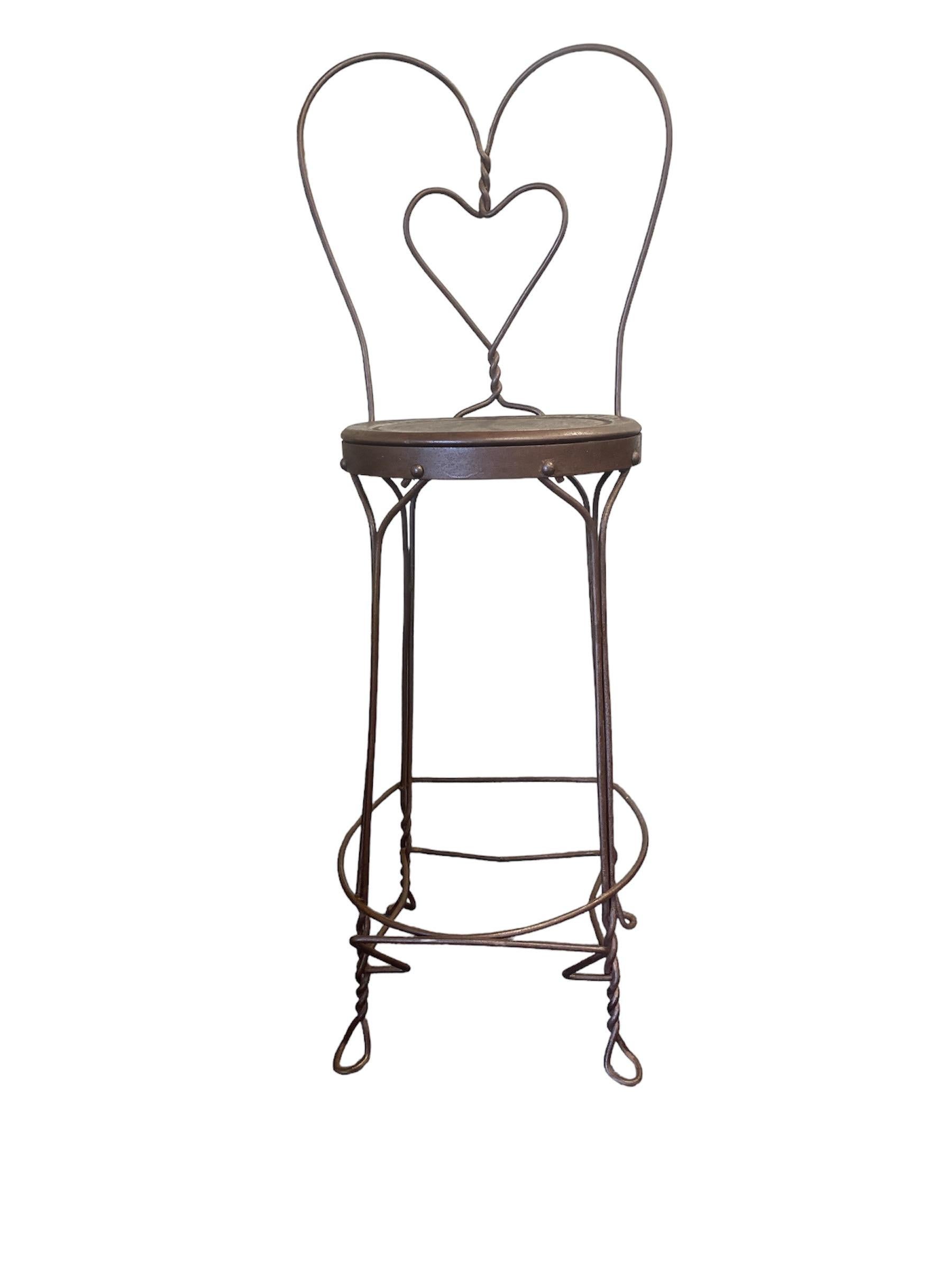 1960's Meta Twisted Ice Cream Parlor Salon Bar Stools - Set of 4 In Excellent Condition In Pasadena, CA