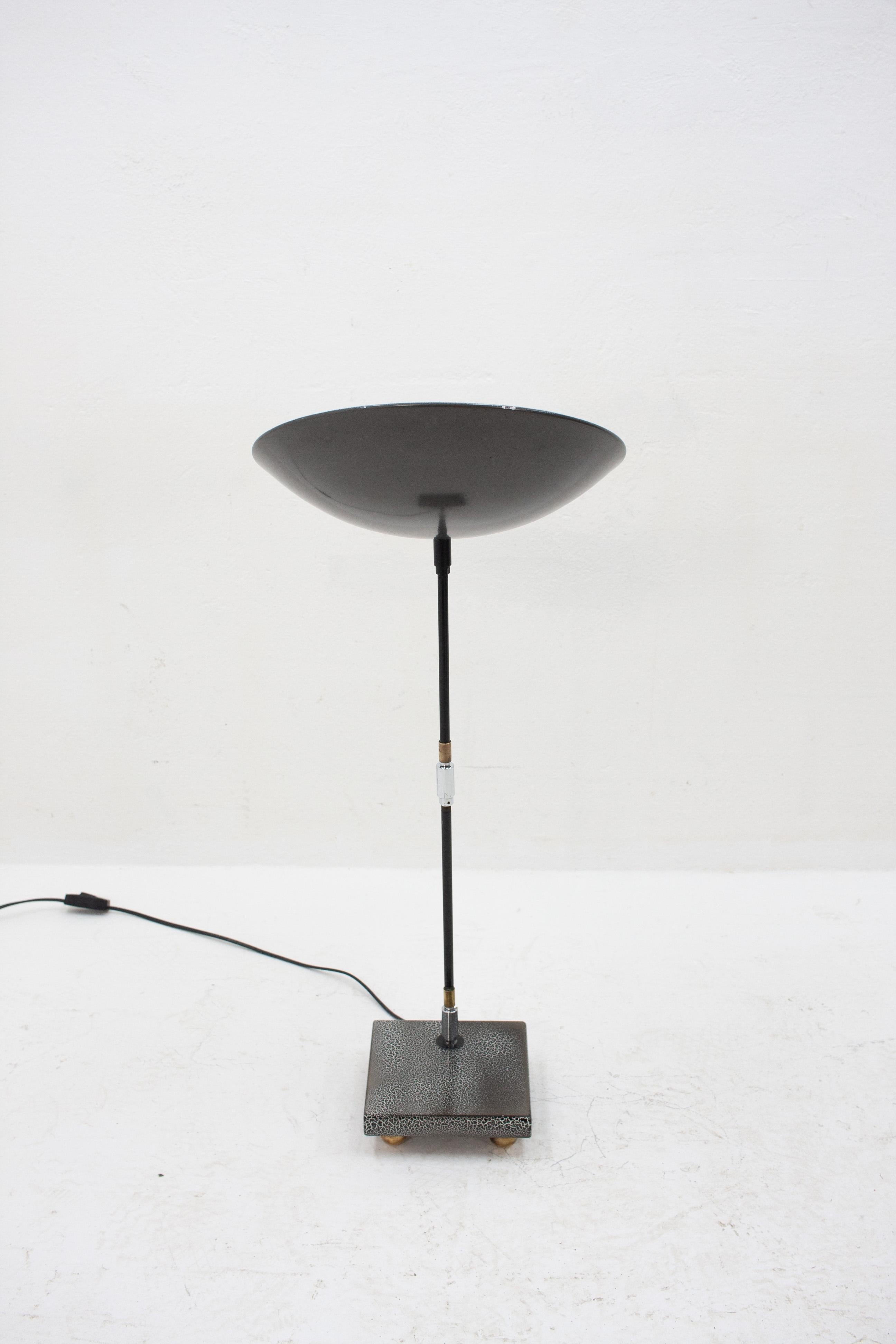Post-Modern Memphis style  1980s Metal Desk Lamp