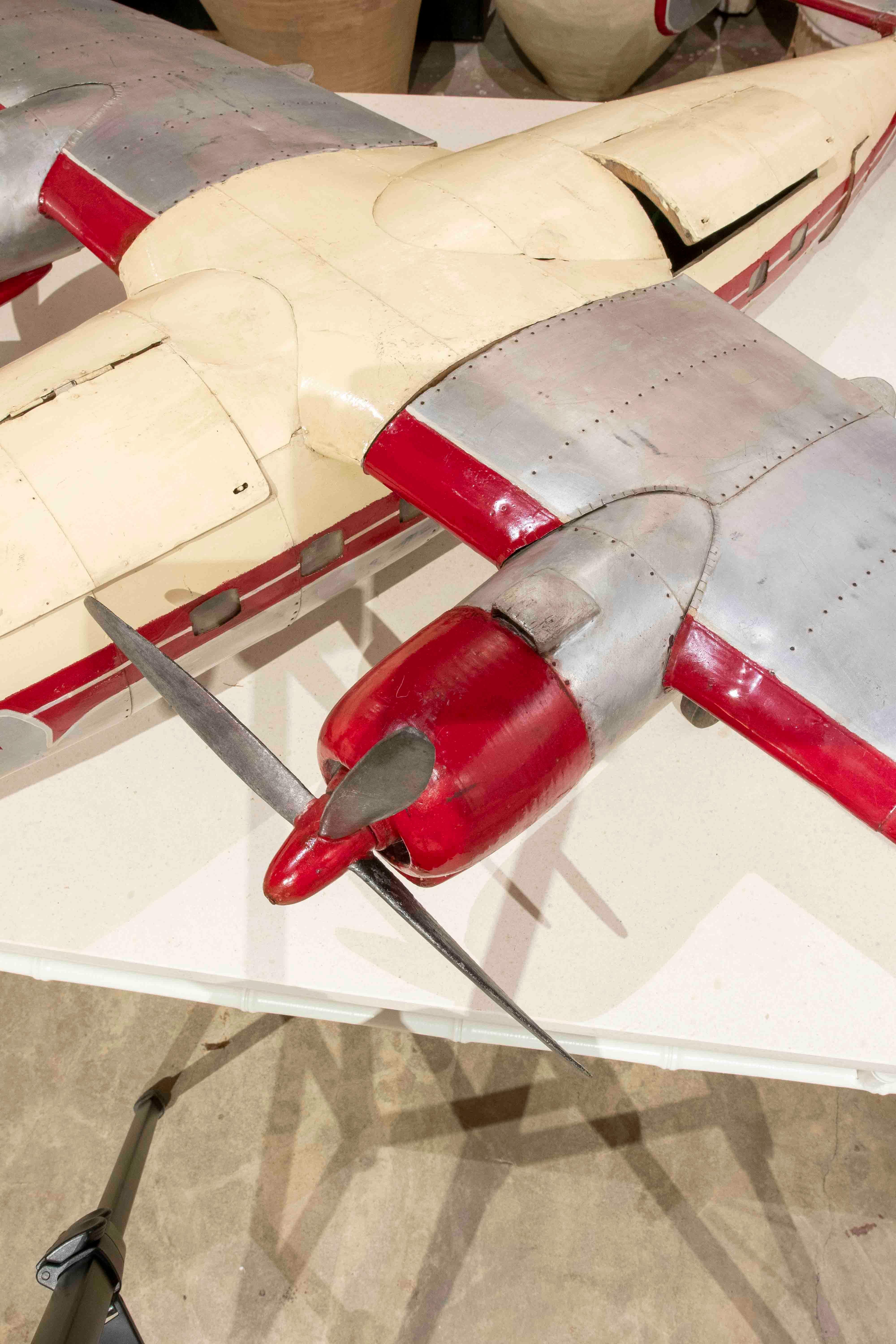 Maquette d'avion en métal, bois et acier des années 1960  en vente 4