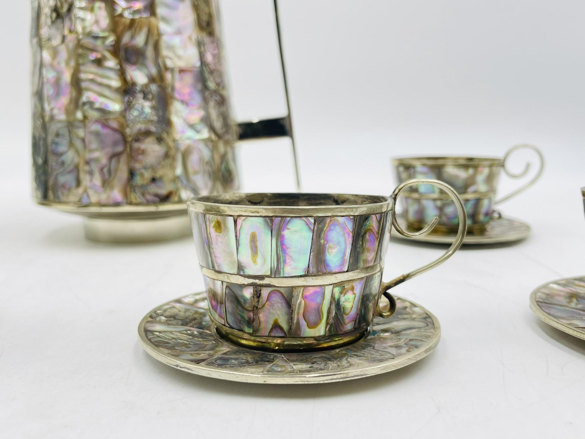 Set di brocche d'acqua messicane in argento e abalone degli anni '60, dopo Los Castillos in vendita 3