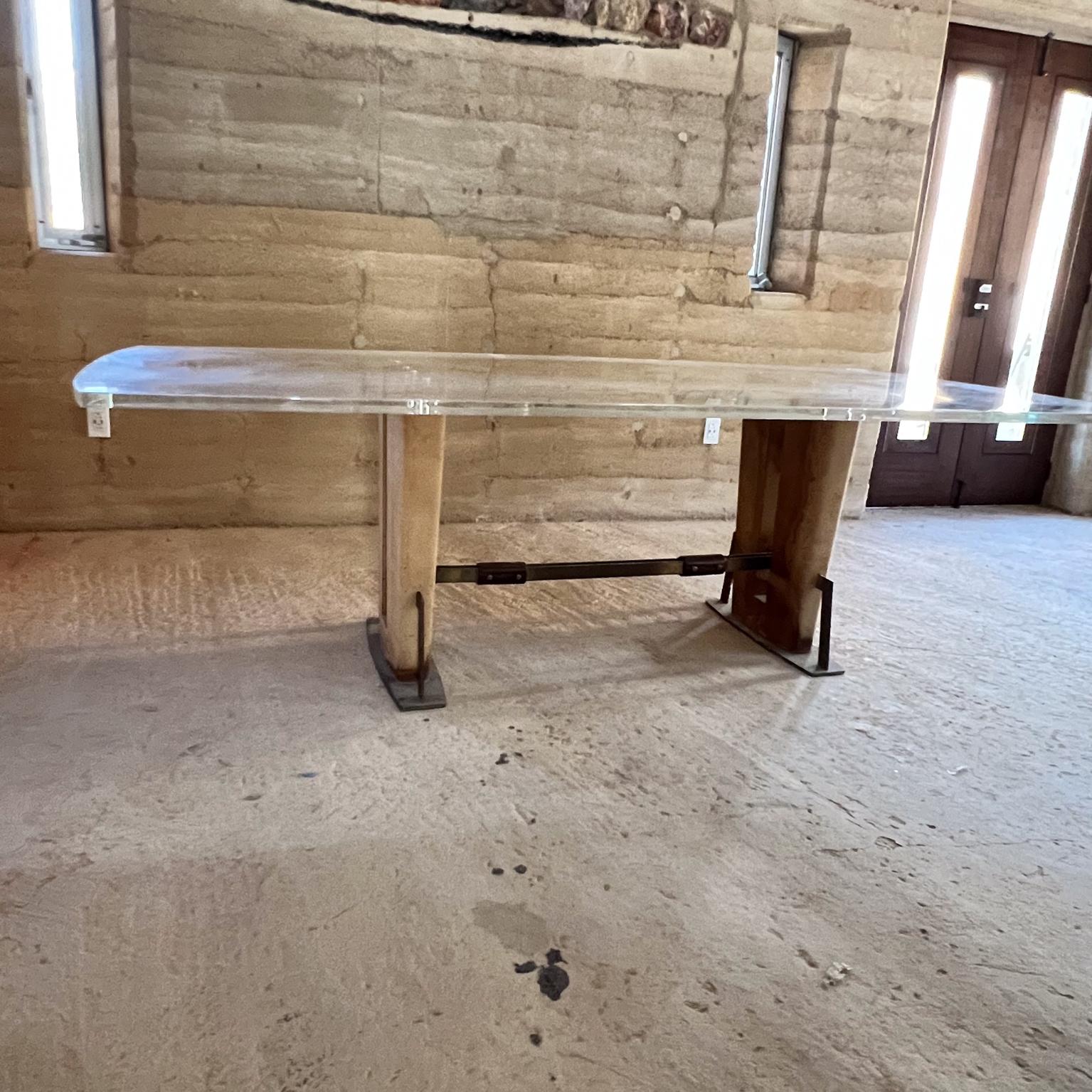 1960s Mexican Modernism Lucite Dining Table Leather Mahogany Solid Brass For Sale 3