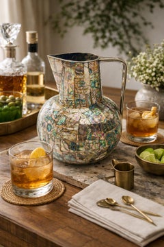 Jarra modernista mexicana de 1960 de plata alpaca y abulón, estilo Los Castillo