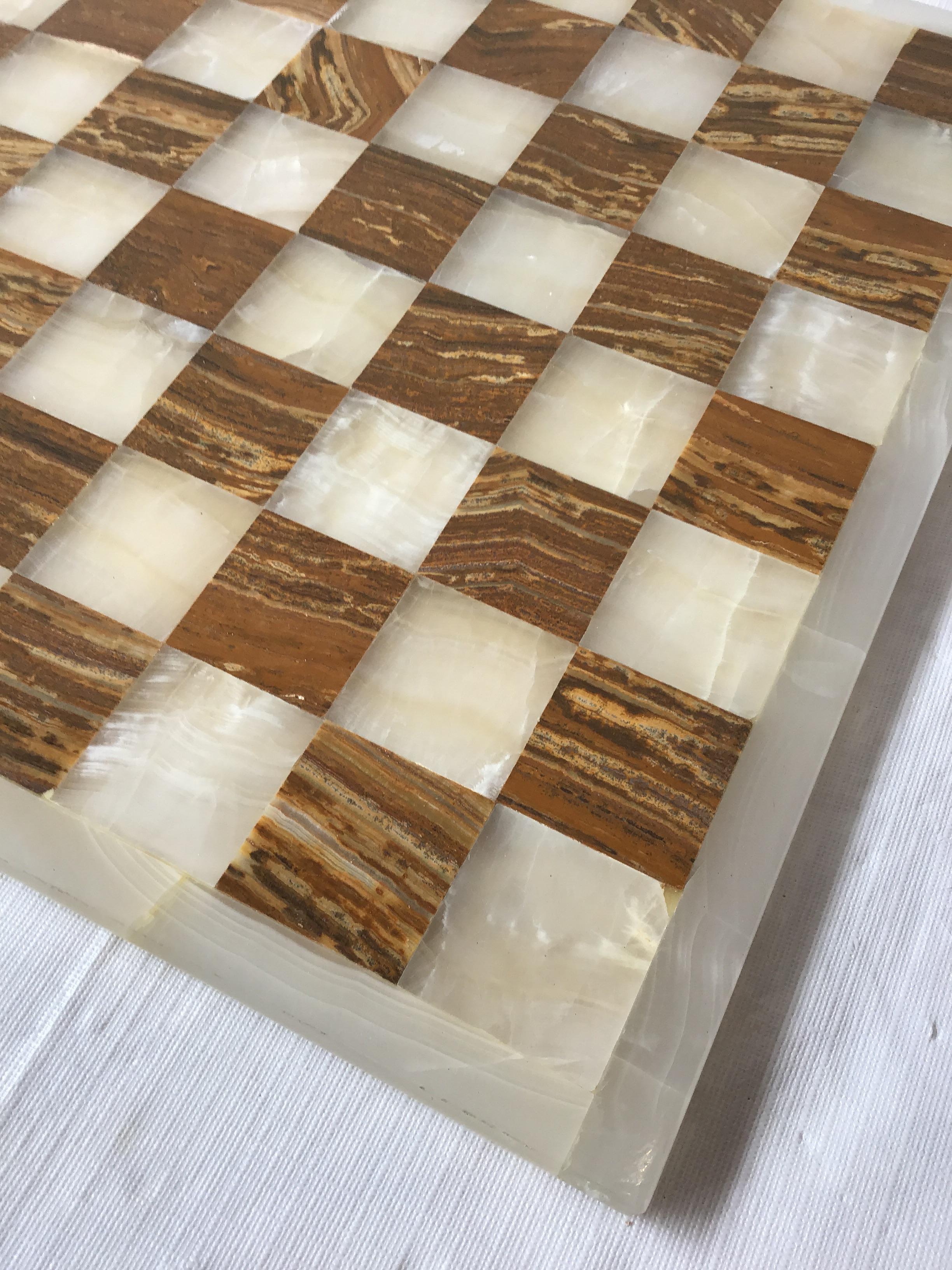 1960s Mexican Onyx Chess Set 5