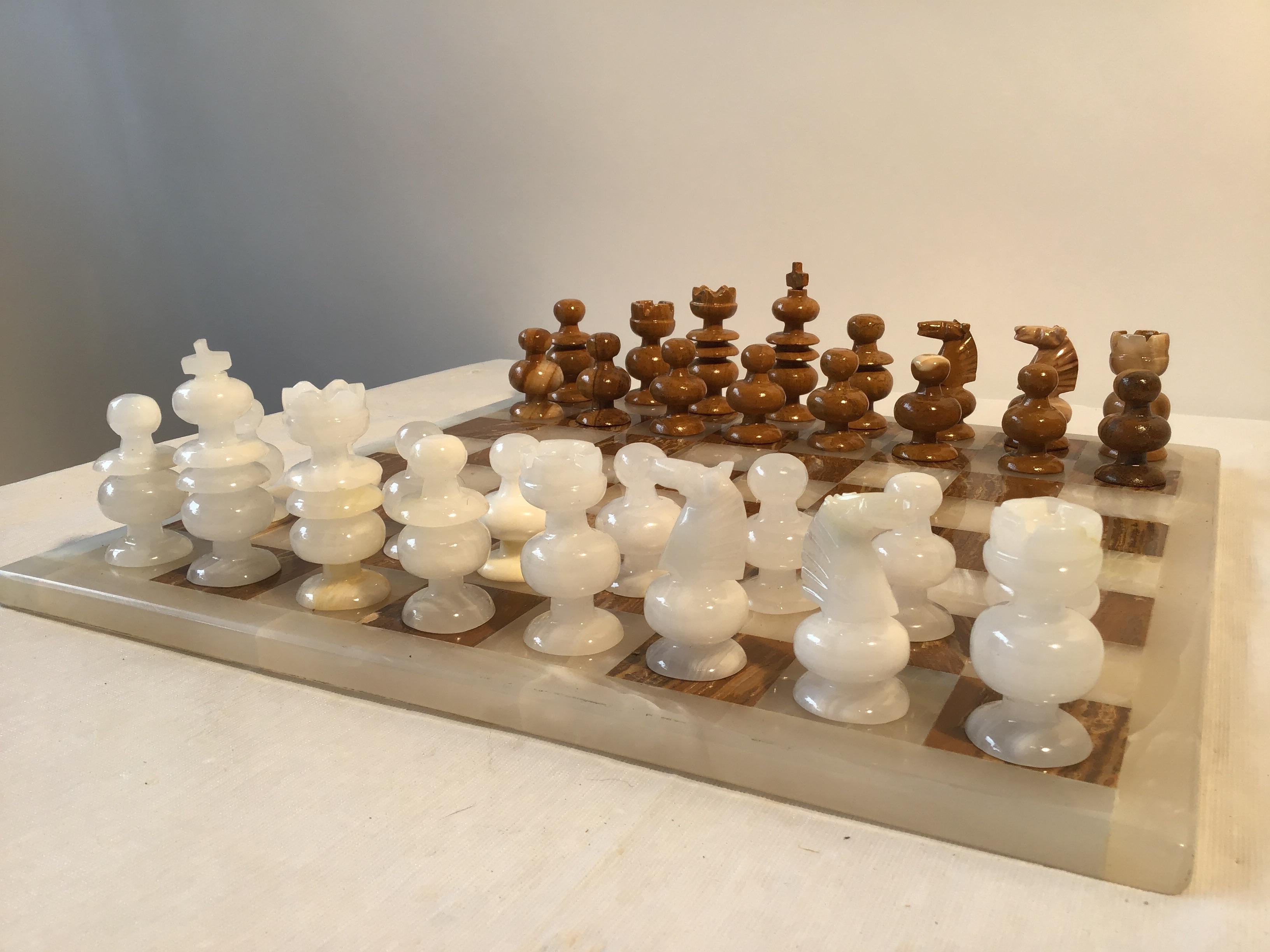 mexican onyx chess pieces