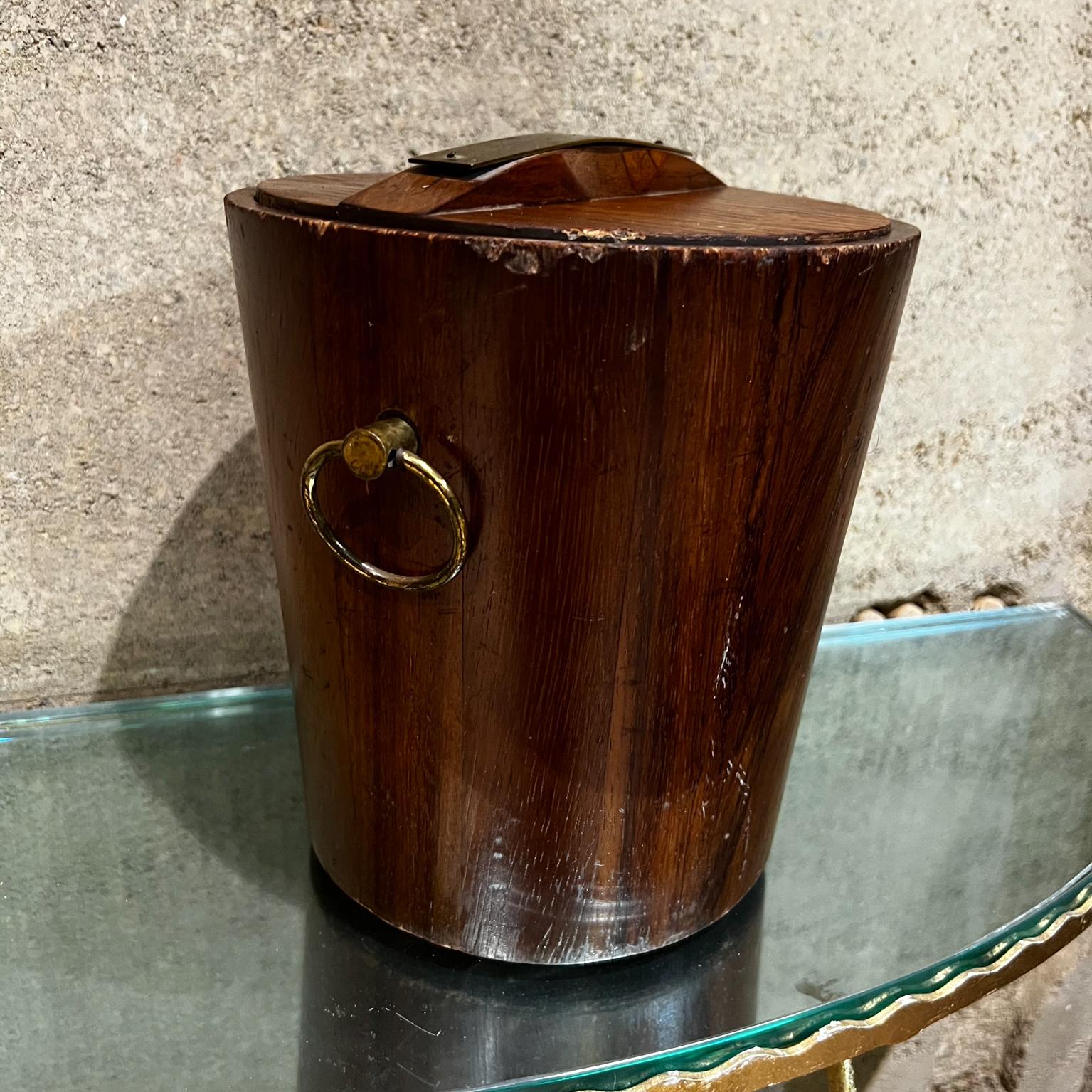 1960s Mexico Vintage Solid Wood and Brass Ice Bucket Original Liner In Good Condition In Chula Vista, CA