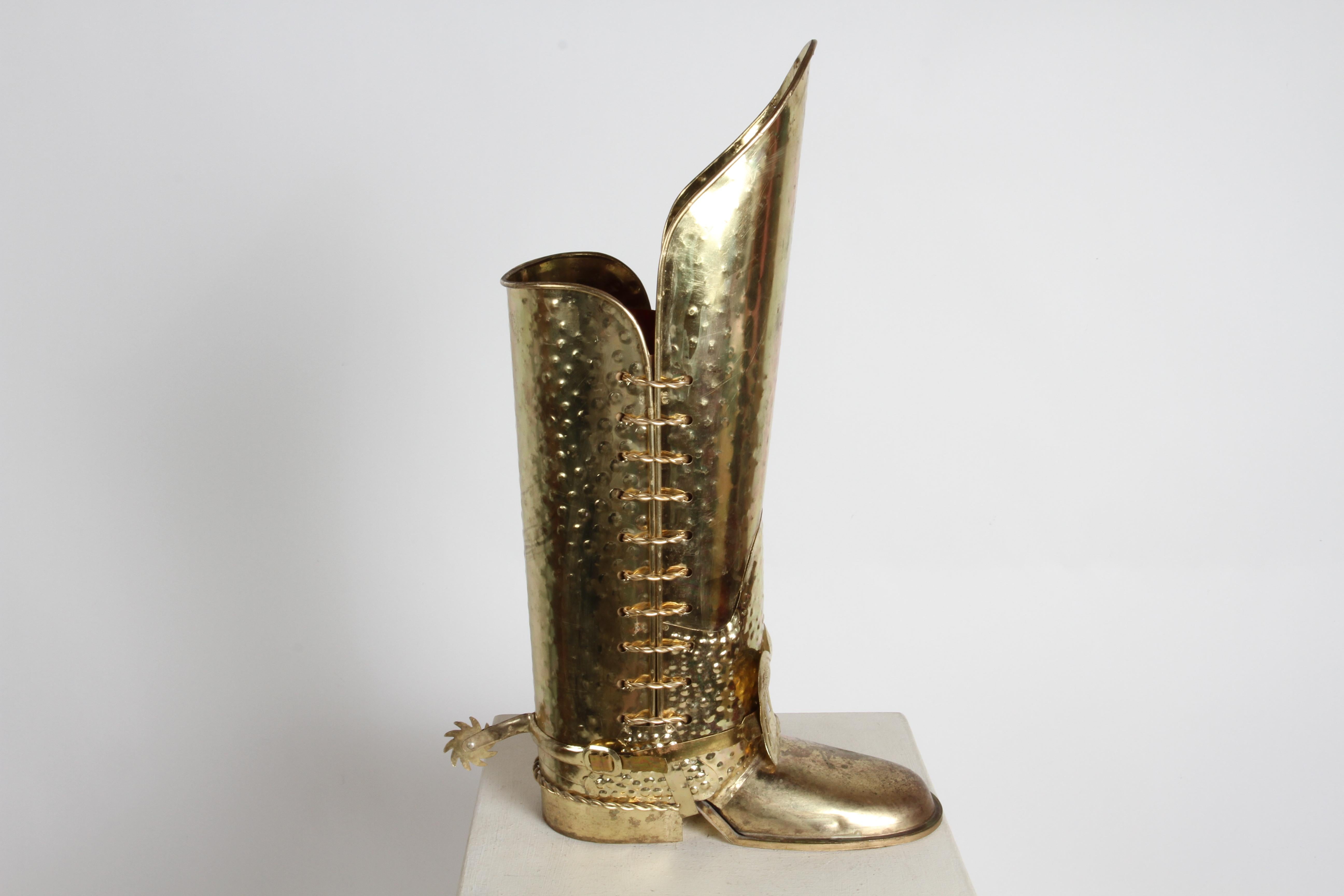 1960s Mid-20th Century Italian Hammered Brass Tall Boot Umbrella Stand with Spur In Good Condition For Sale In St. Louis, MO
