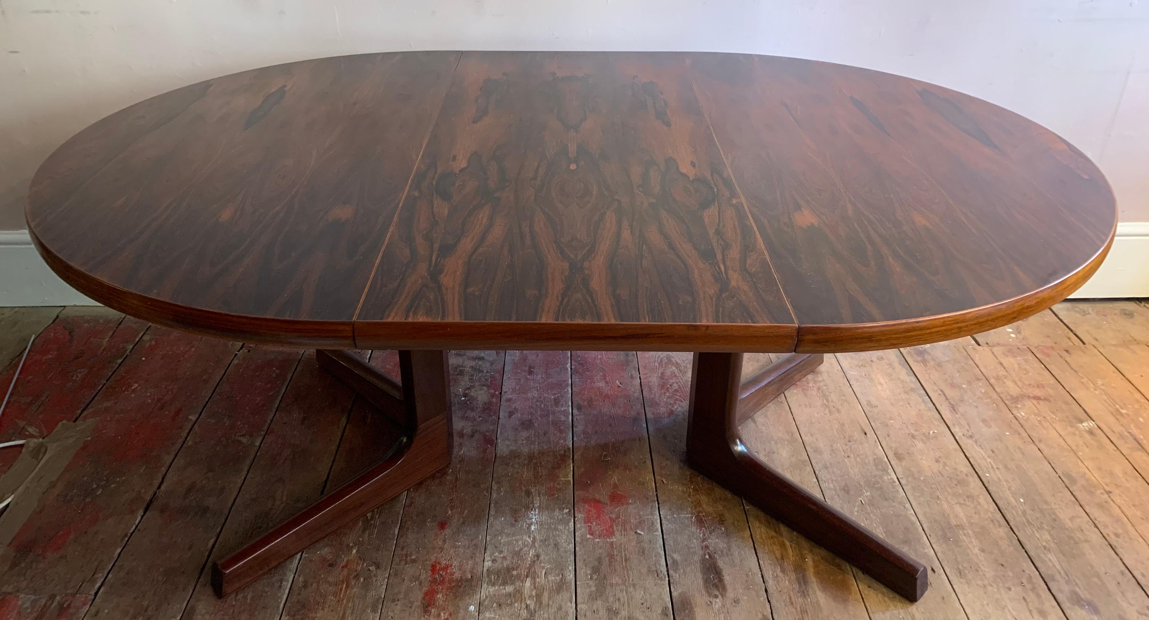 Metal 1960s Mid Century AM Mobler Danish Rosewood Extending Oval Pedestal Dining Table